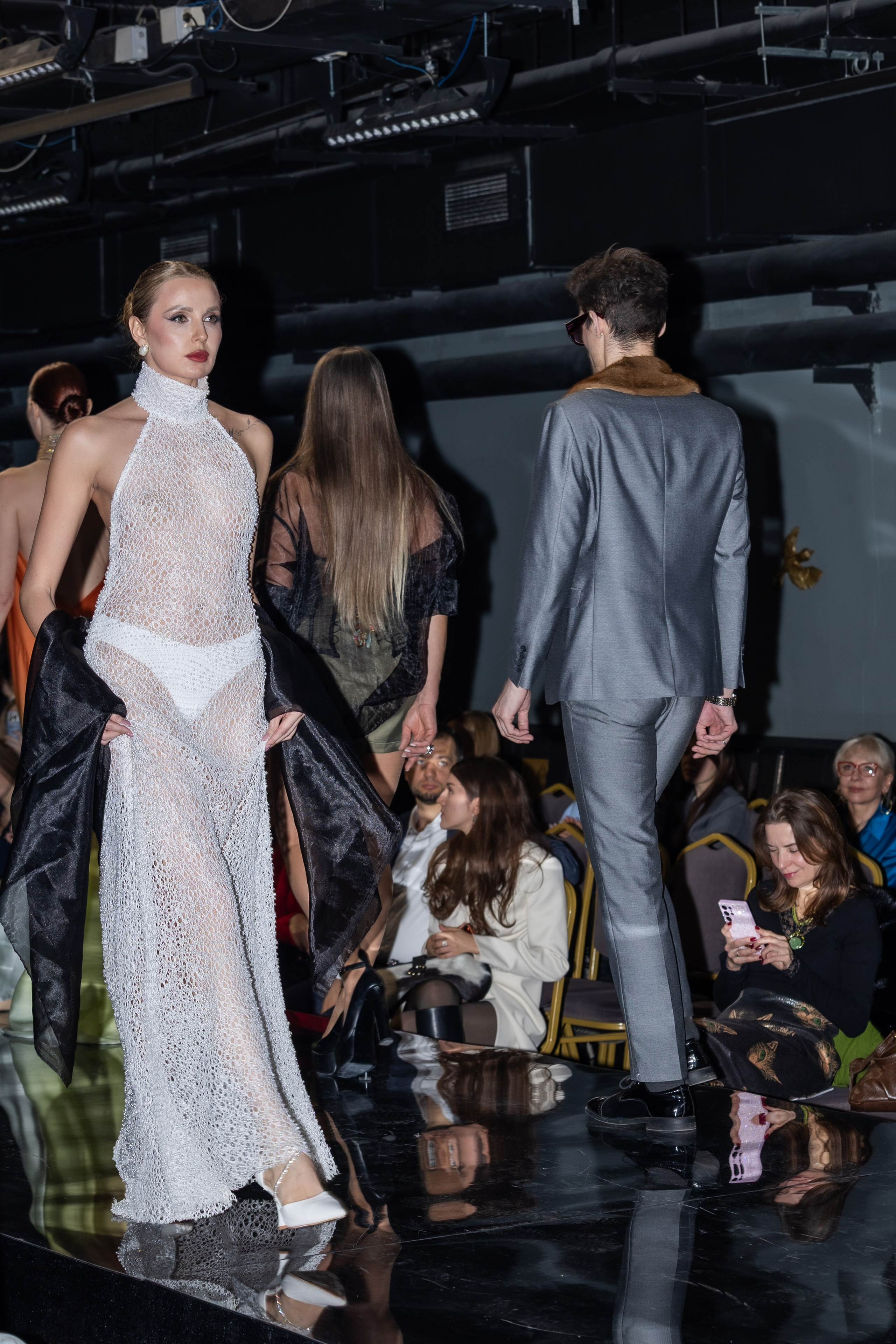 Модный показ Бренд AnyAmo на Модной волне. Студия фото, видеографии и мультимедийного дизайна в Москве Multi Frame Studio