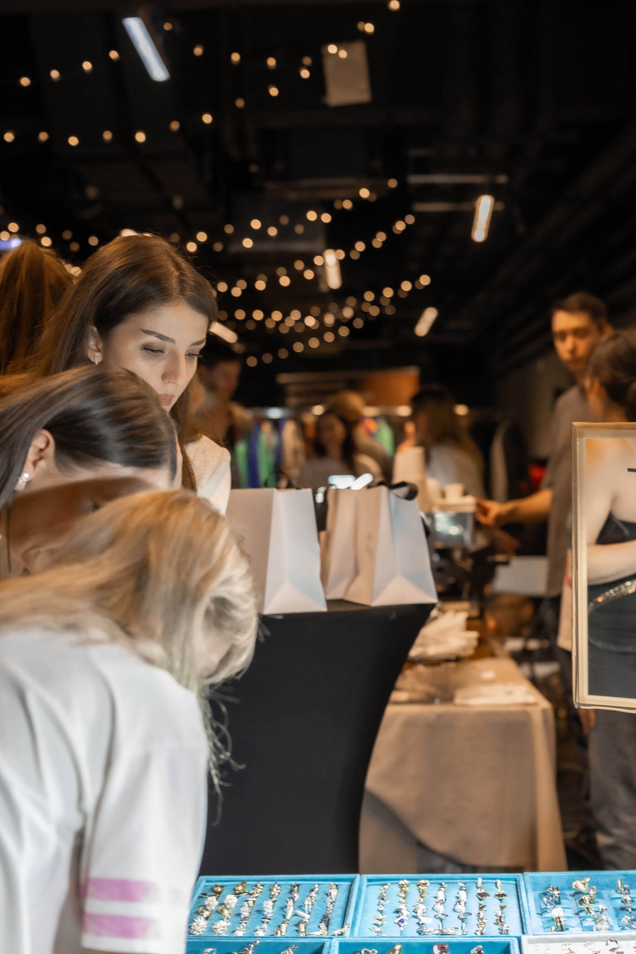 Атмосферная репортажная съёмка. Студия фото, видеографии и мультимедийного дизайна в Москве Multi Frame Studio