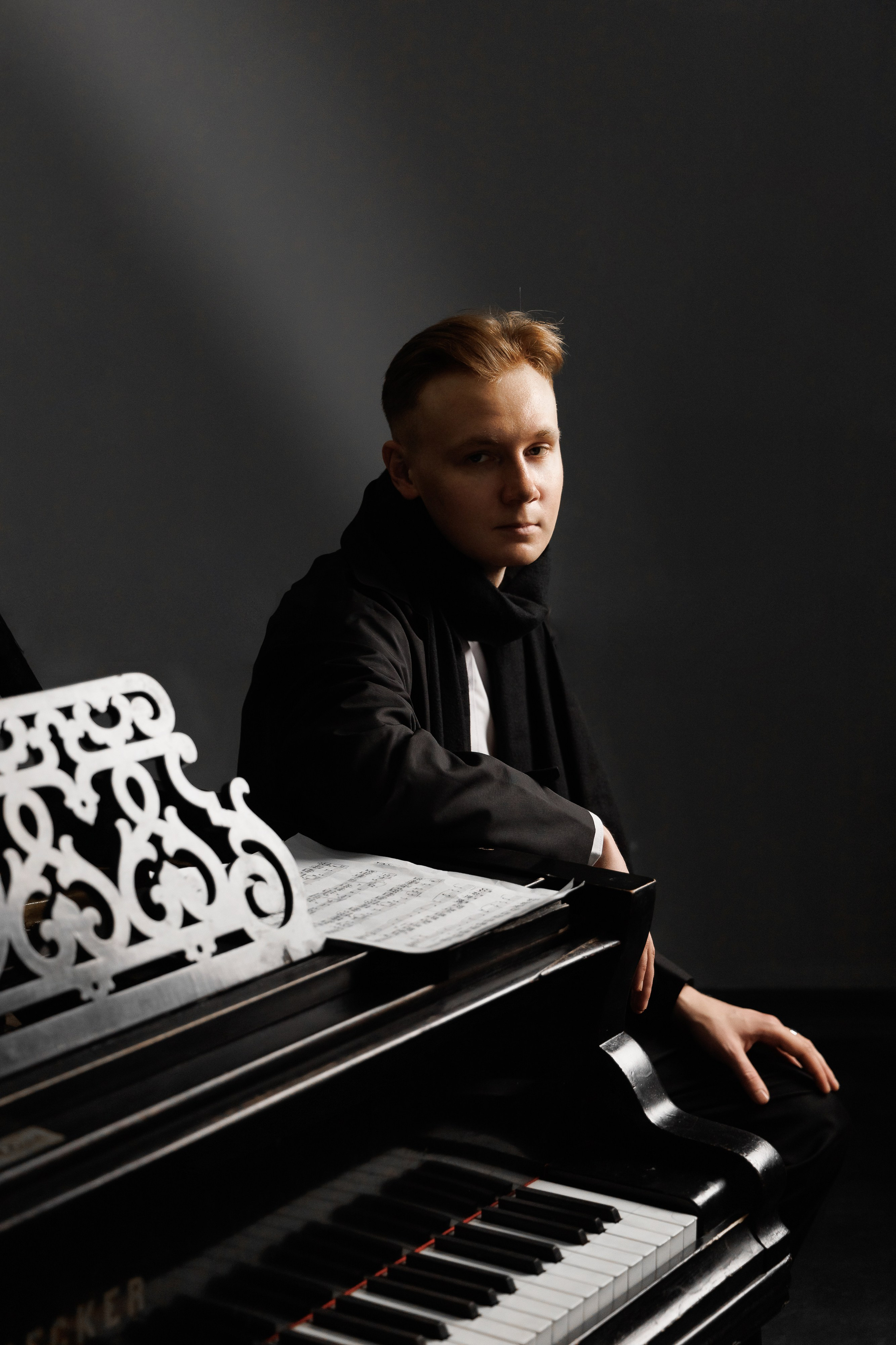 Портрет. Женский и мужской фотограф в Нижнем Новгороде Наталья Латыпова. Портреты в низком ключе