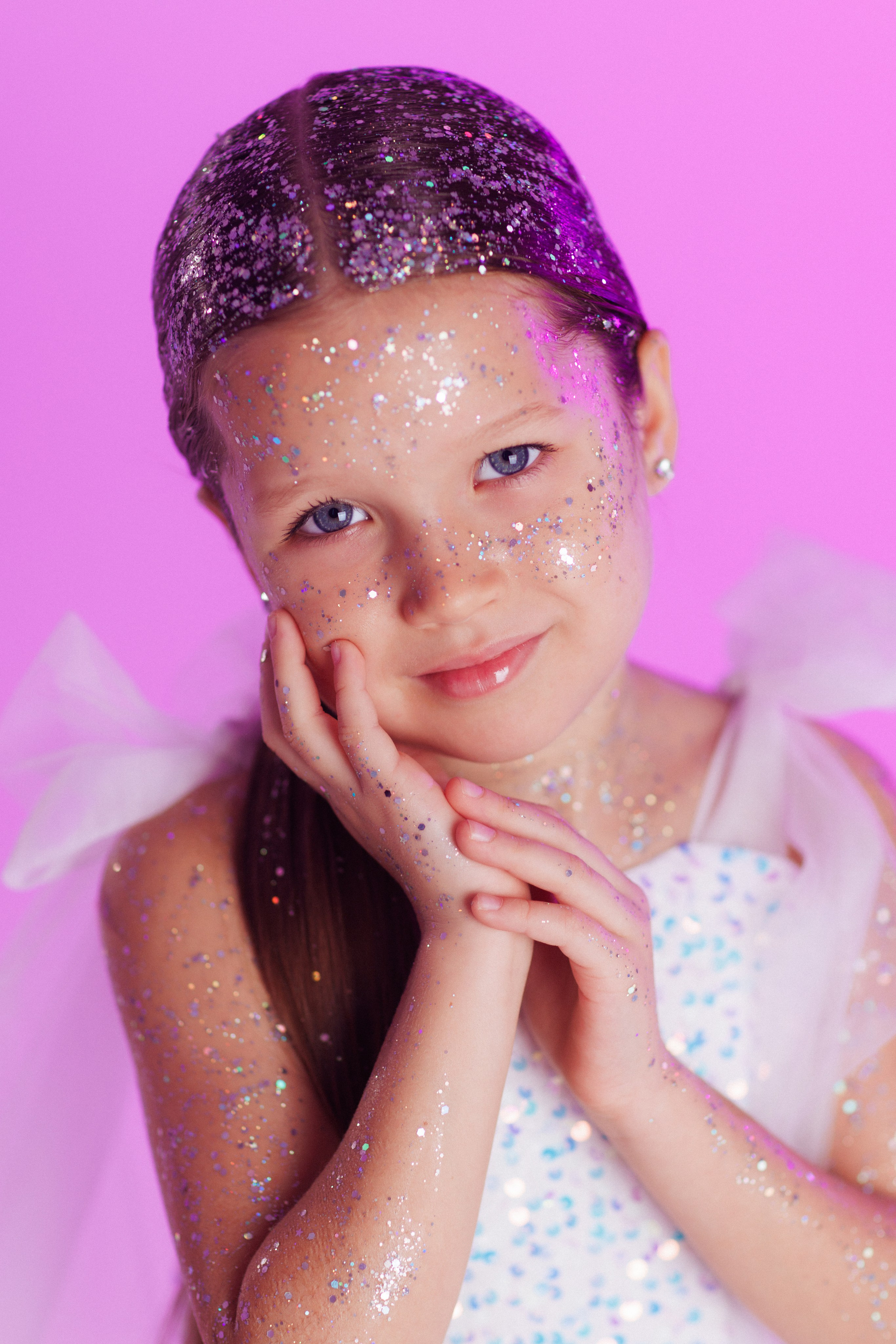 Детская фотосессия с блёстками на теле и лице. Семейный и детский фотограф в Краснодаре Анна Трашкова
