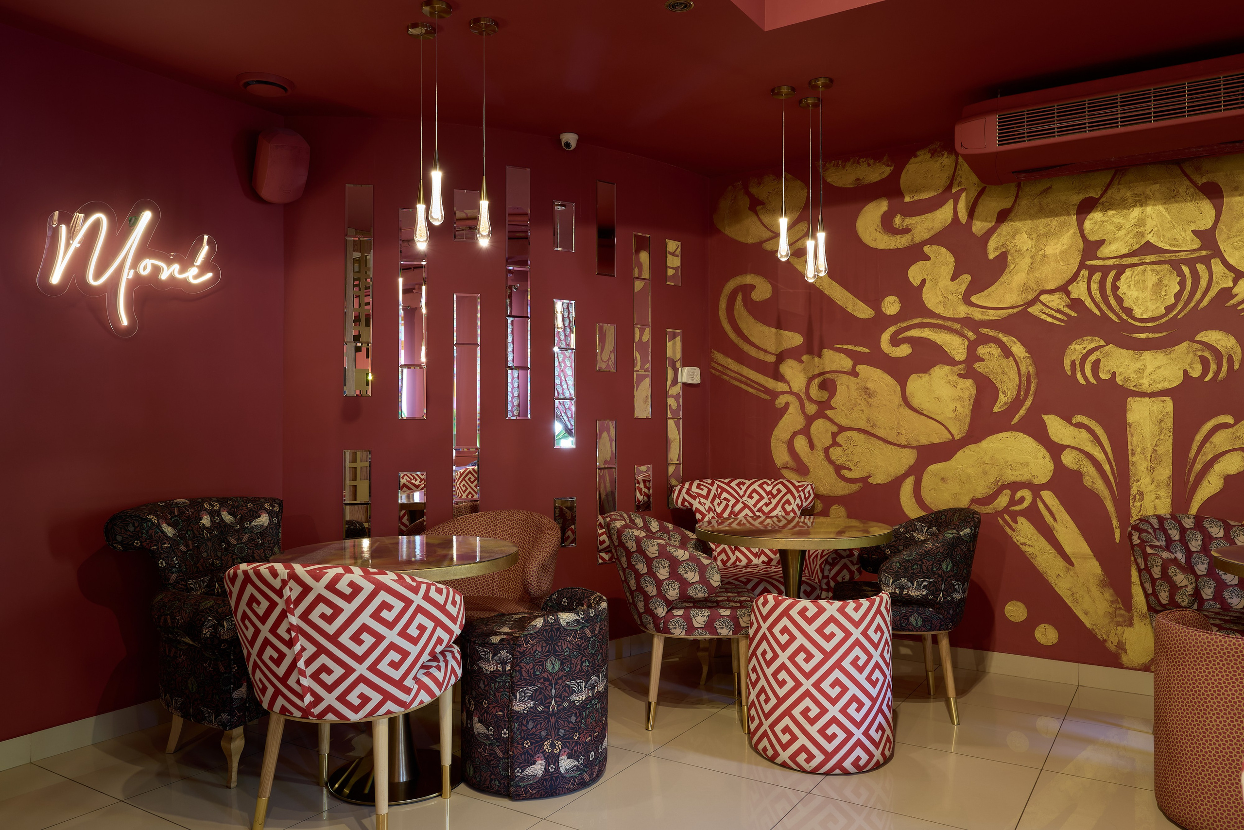 Ресторан М.Оне, Магнитогорск. Абросимов Лев интерьерный и архитектурный фотограф