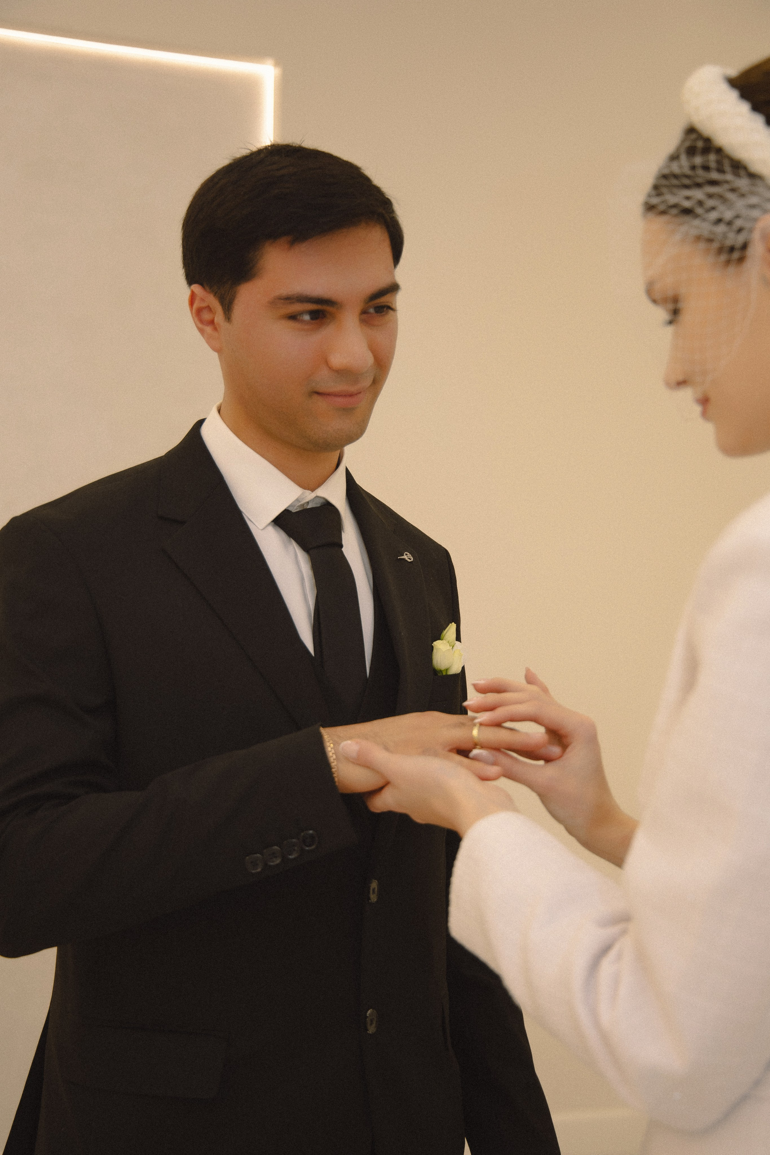 Без лишнего. Свадебный фотограф Марина Пескова | душевная и кинематографичная съёмка в Москве и России