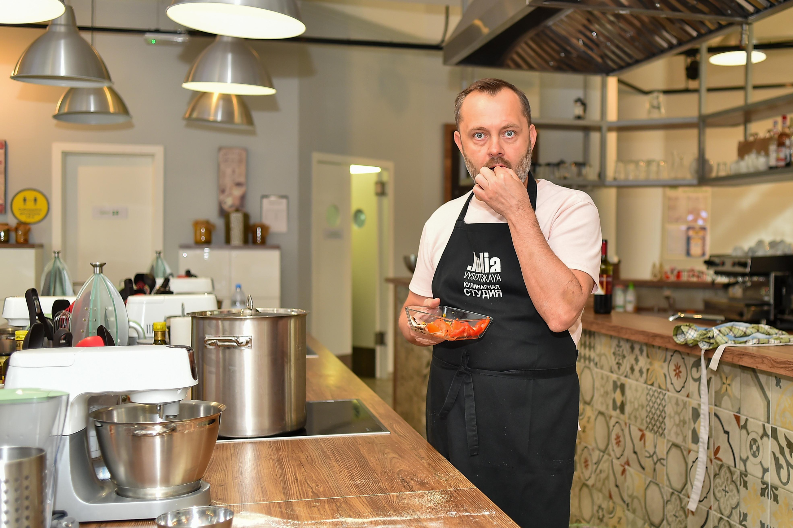 С любимой сестрой в студии Юлии Высоцкой. Фотограф в Москве Дмитрий Тимошенко