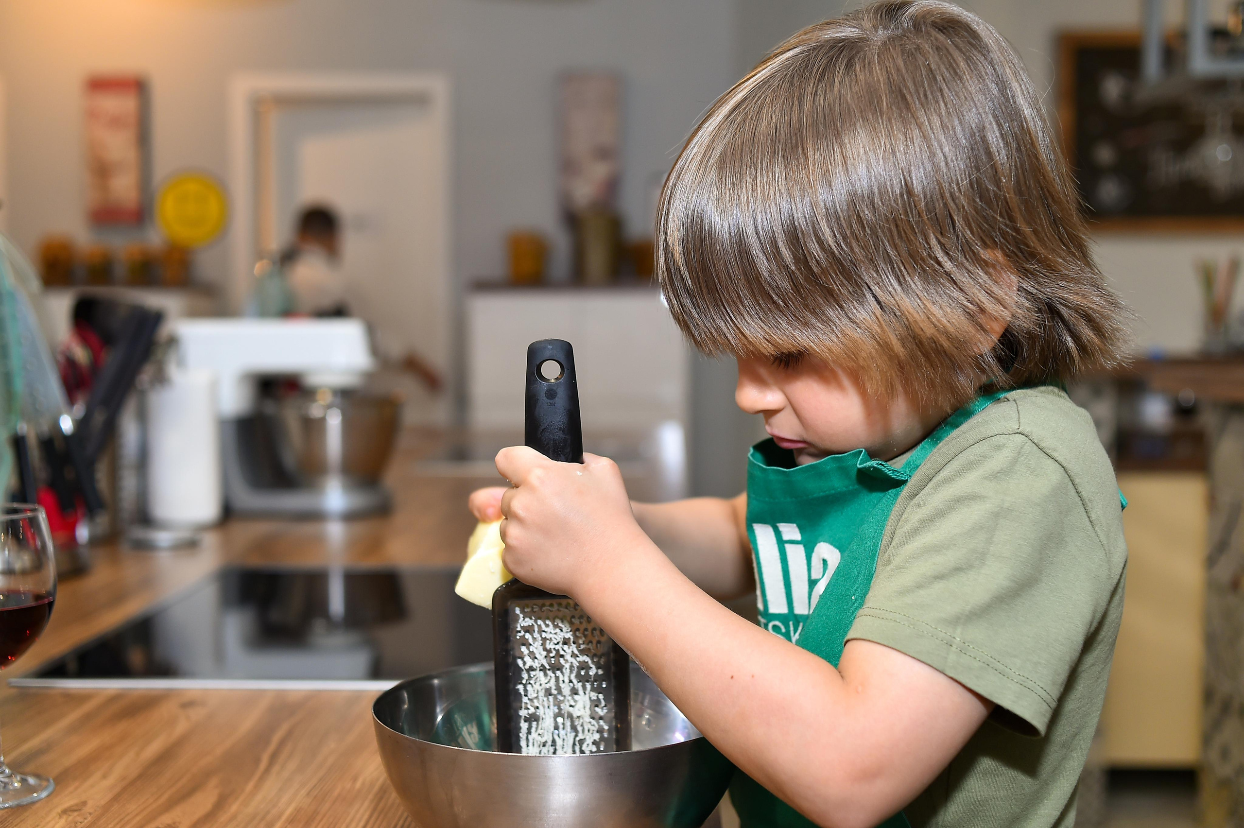 С любимой сестрой в студии Юлии Высоцкой. Фотограф в Москве Дмитрий Тимошенко
