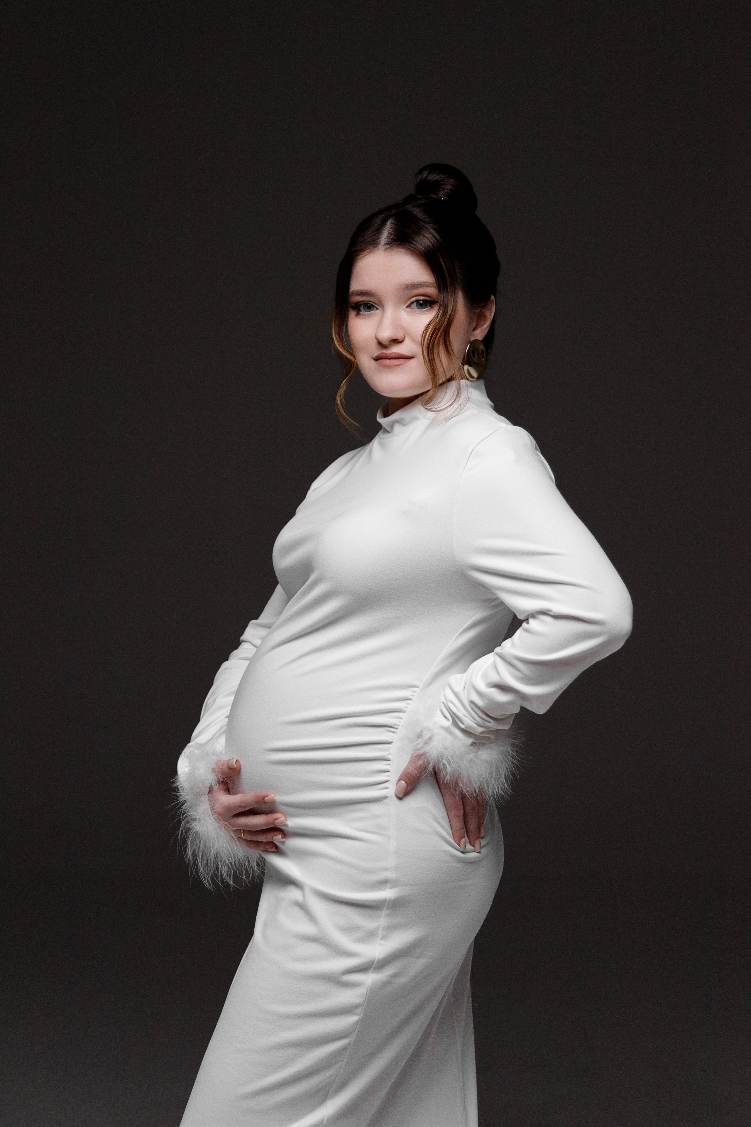 Девять месяцев до встречи с малышом, красивая фотосессия беременности. Фотограф Ольга Баранова