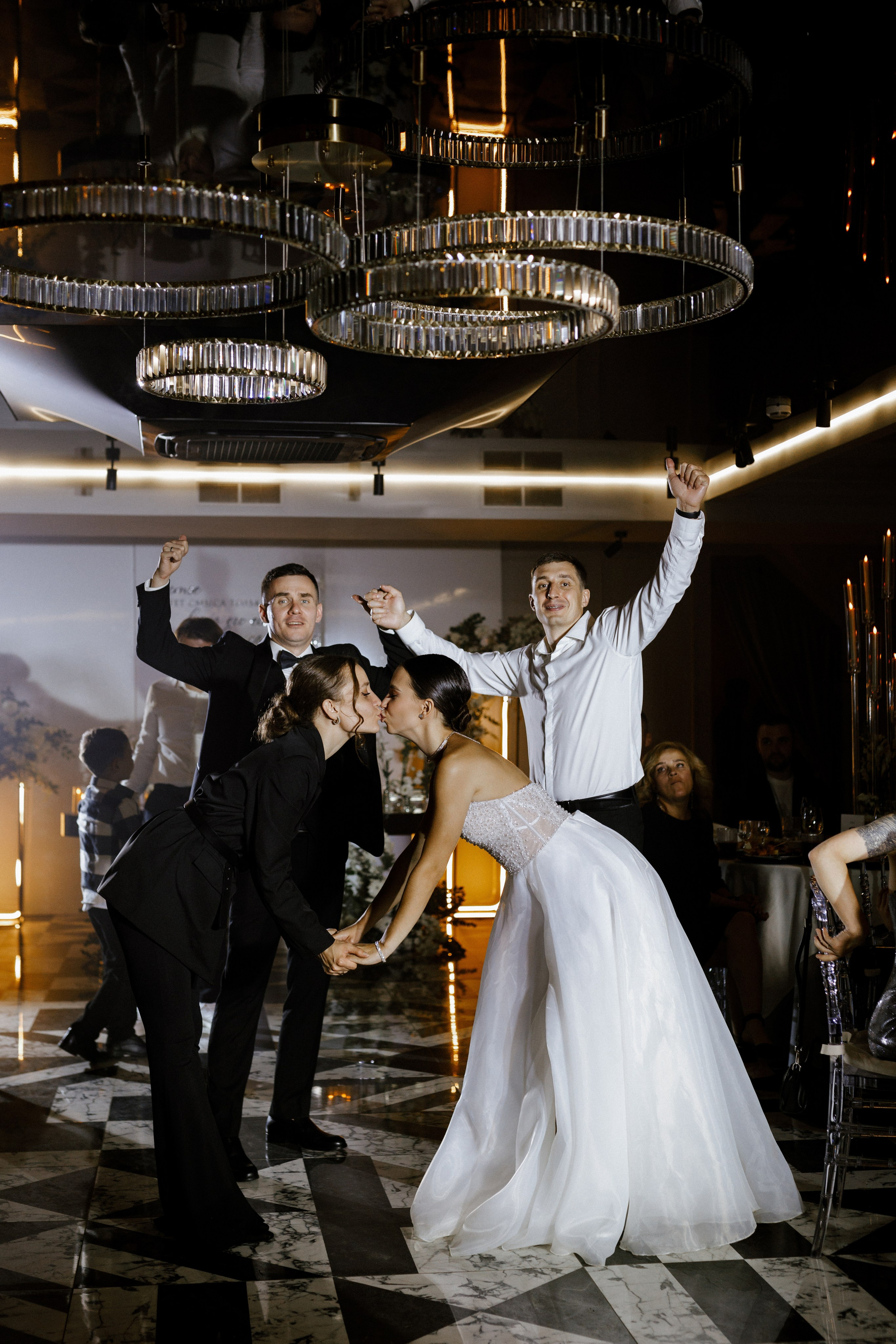 Артур и Лена. Зал Мечты. Свадебный фотограф Балчугова Мария Екатеринбург