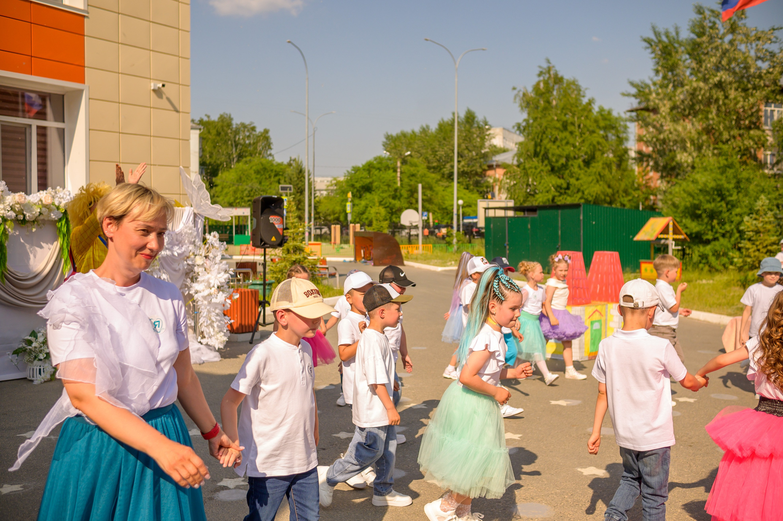 Репортаж выпускного группа «Фантазёры» 3 садик. Фотограф новорожденных, семейный детский в Тюмени Татьяна Морозова