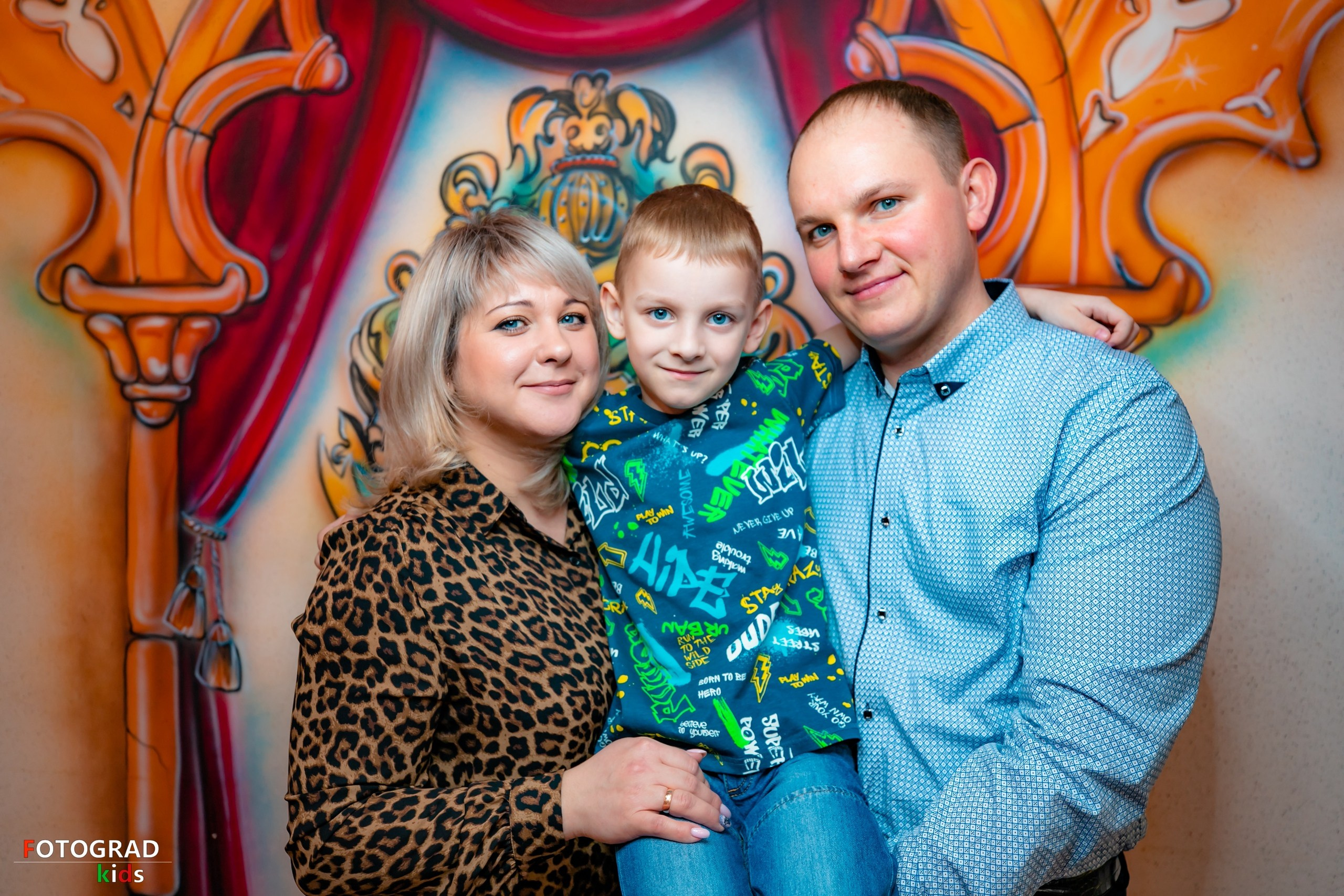 Команда специалистов в мире фотографии и видео. Детский фотограф, семейный фотограф