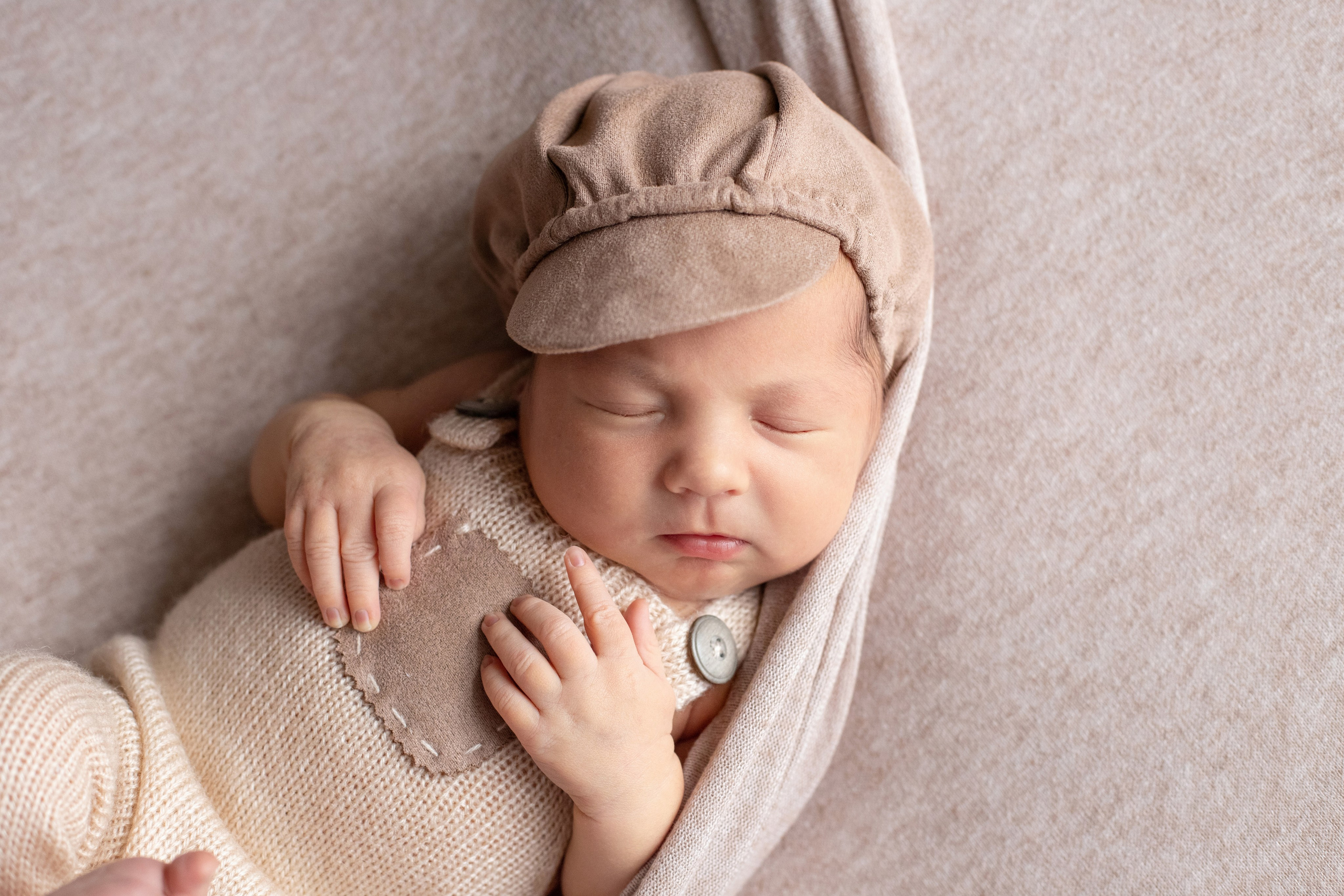 Антон и Олеся (Итого). Фотограф новорожденных в Екатеринбурге Татьяна Продан