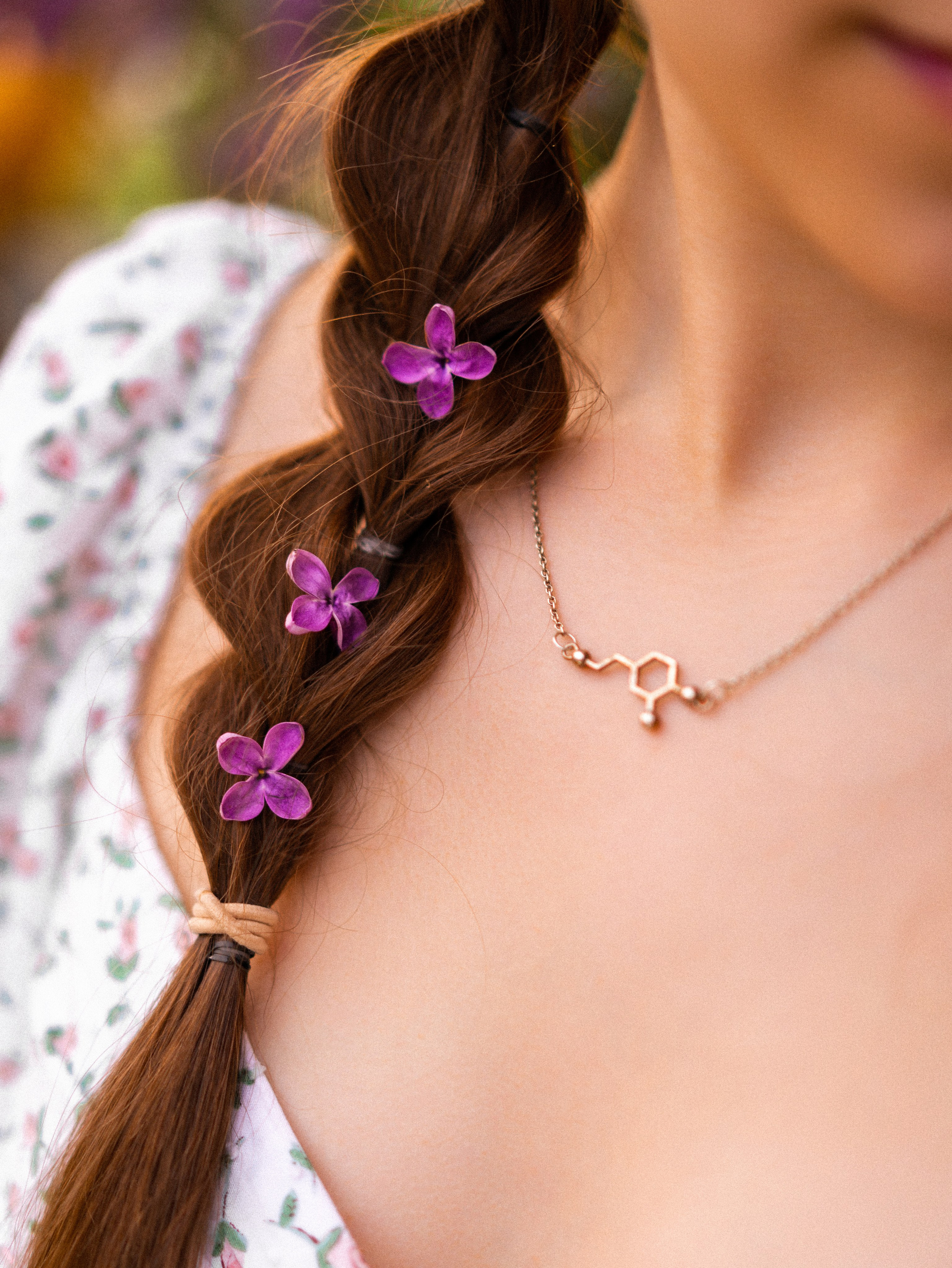 Ольга — фотосессия в сиреневом саду. Фотограф Москва