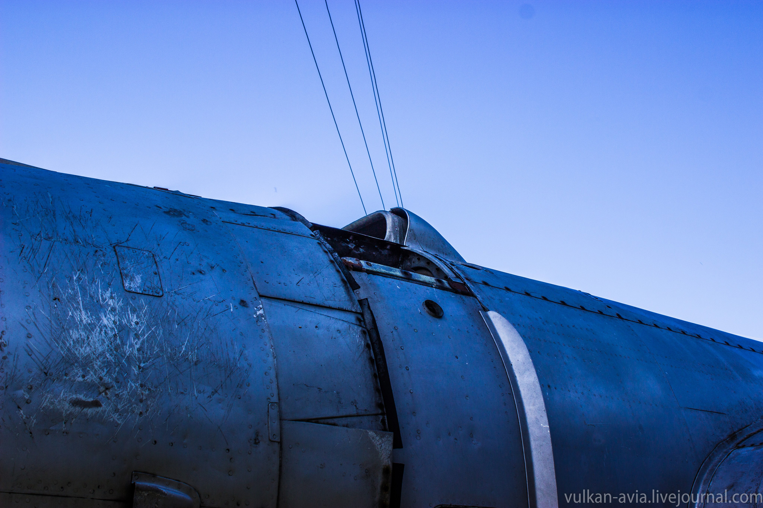 Ил-14 (Пермь, Фролы). Фотоальбом показывающий увлекательный мир авиации и мир медведей Андрея Иванова