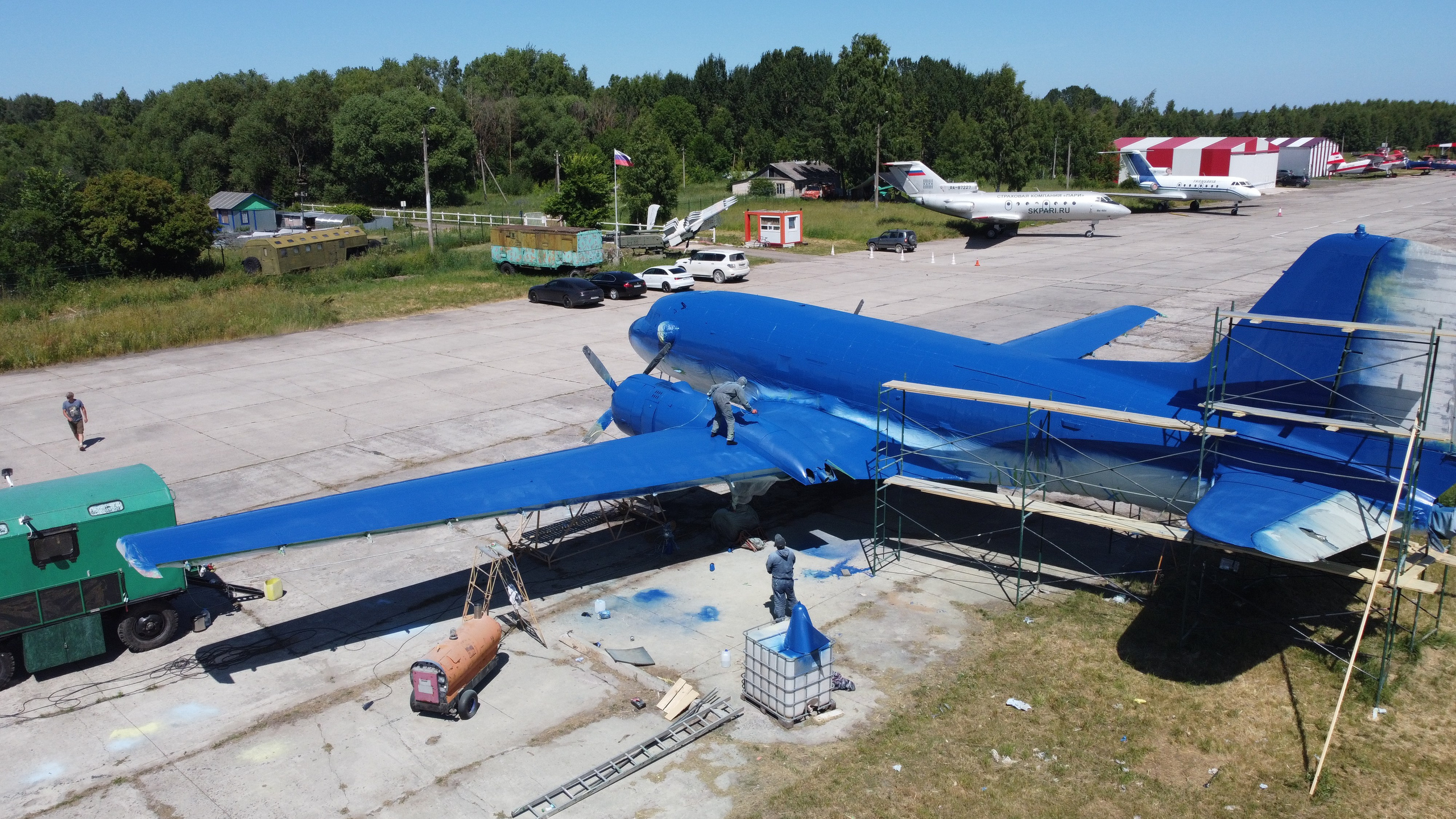 Ил-14Т «Голубая Мечта» — покраска (2022г). Фотоальбом показывающий увлекательный мир авиации и мир медведей Андрея Иванова