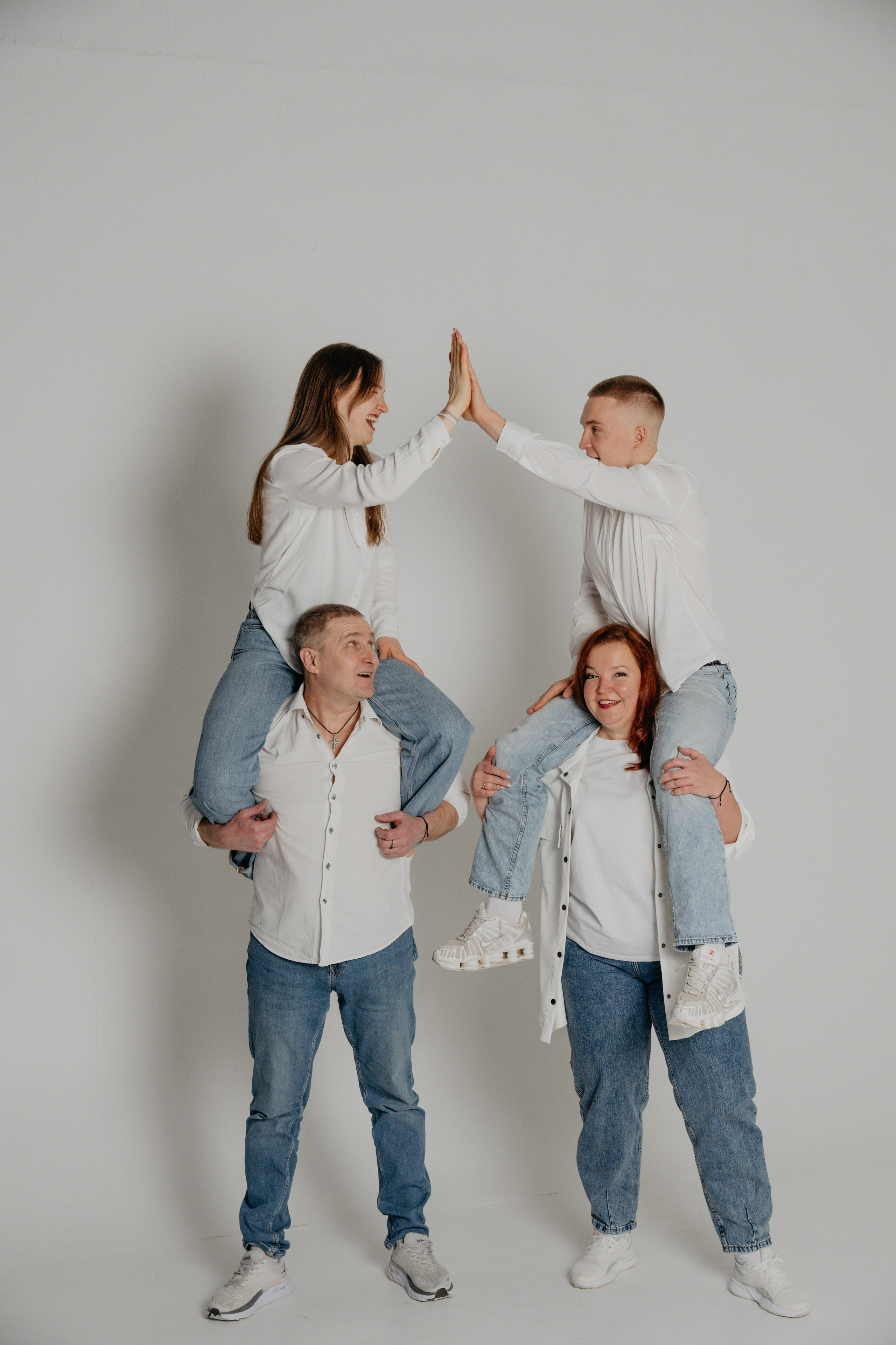 Зажигательная семья