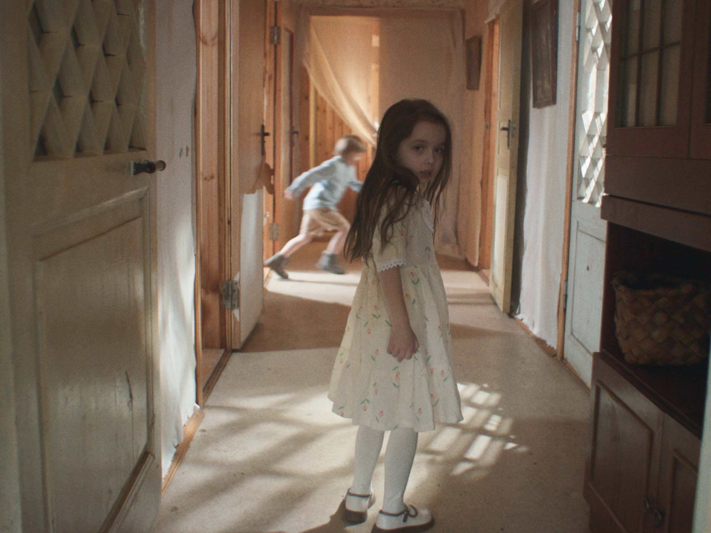 Розы Анны. Цветокоррекция видео