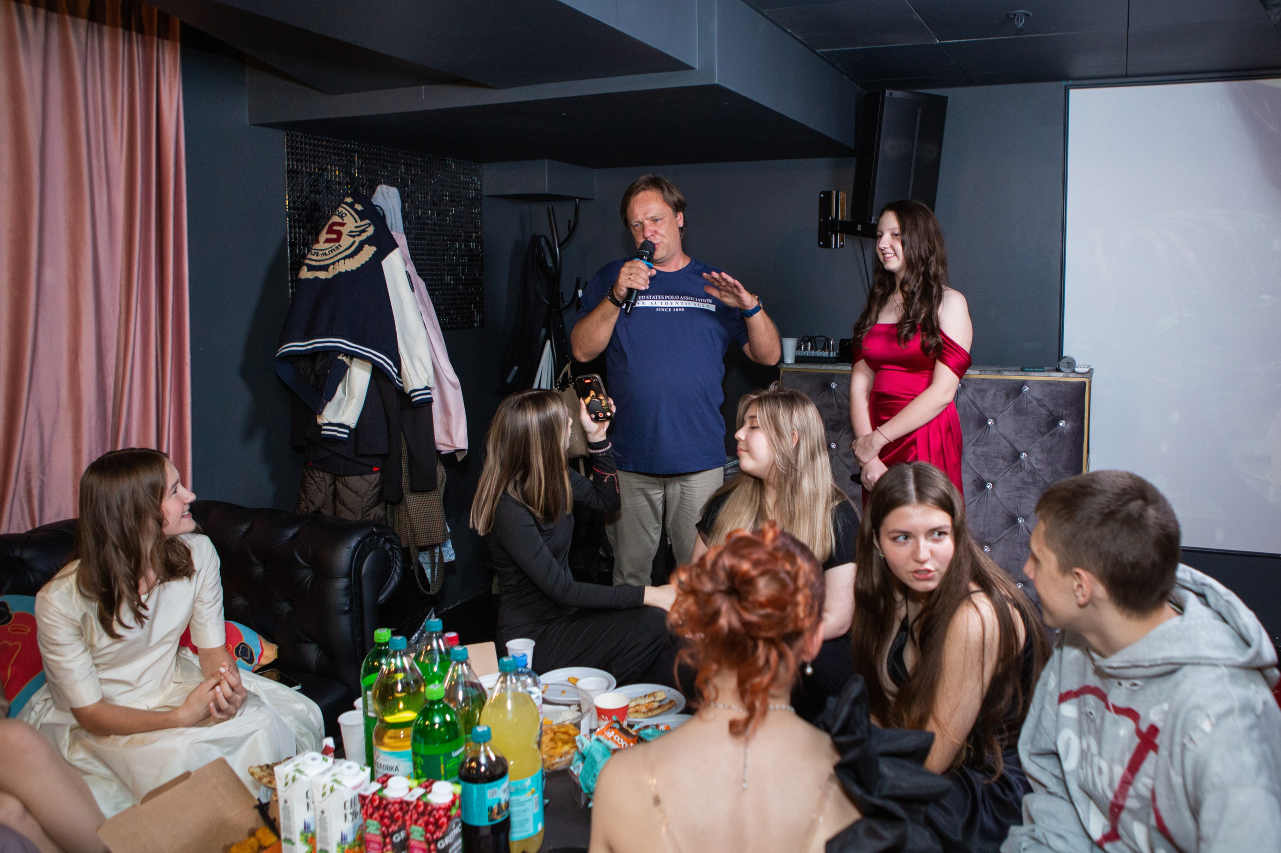 Праздники в школе. Репортажный фотограф Ирина Сухарева