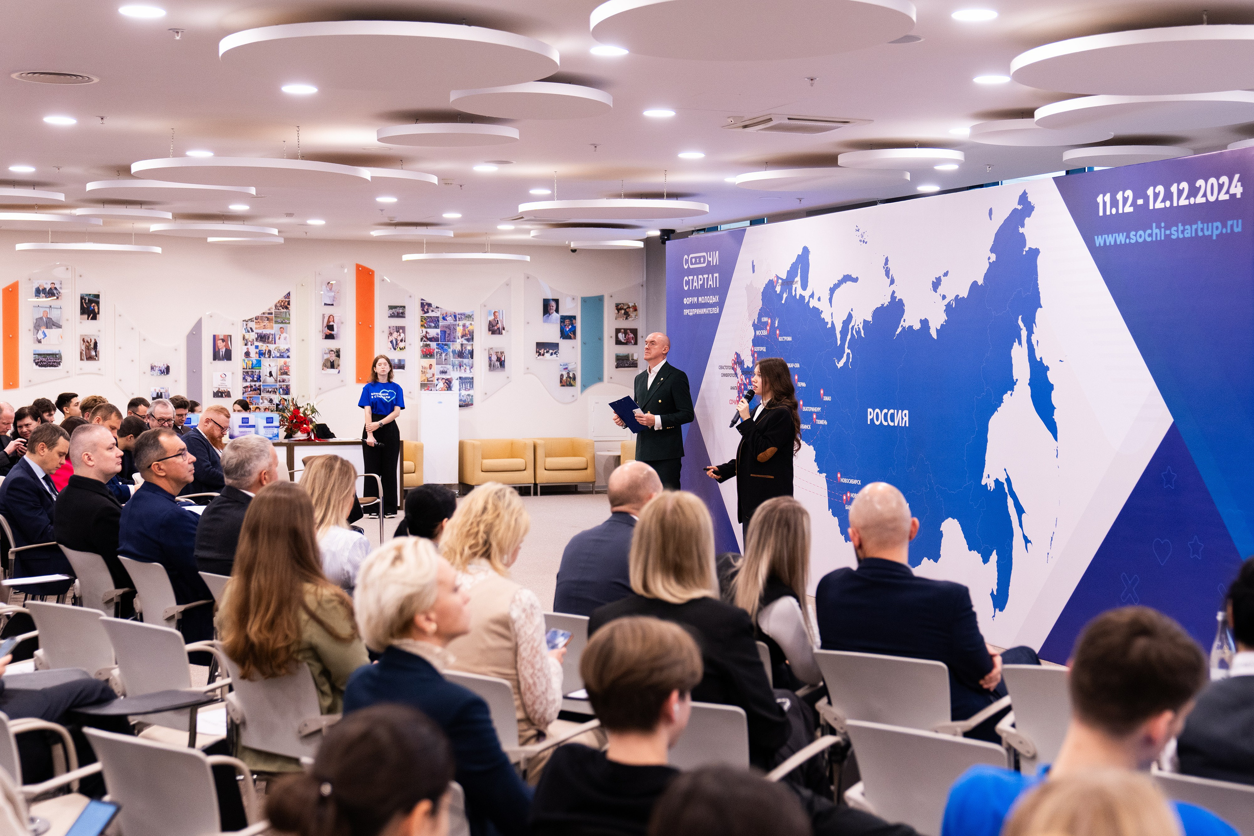 Репортажный фотограф в Сочи — профессиональная съёмка событий и мероприятий. Профессиональная фотосъемка в Сочи: репортаж, предметная, ювелирная фотосъемка, недвижимость, фуд-фотография. Фотограф Александр Афанасьев