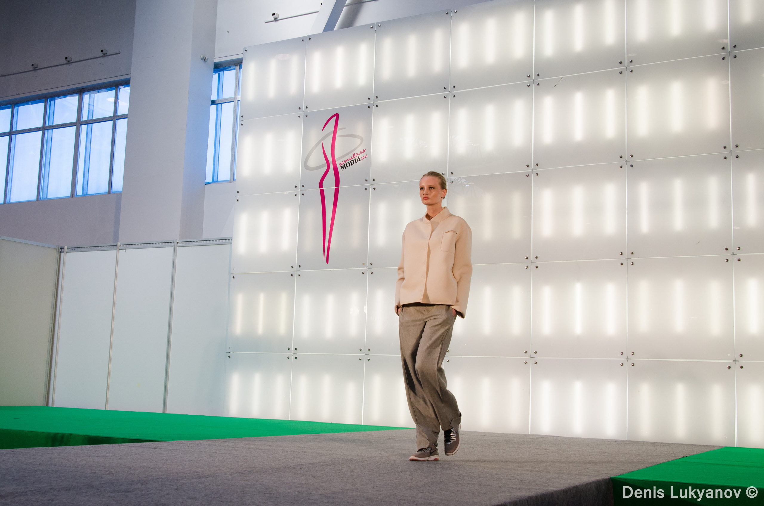 Формула Моды.Континент. Свадебный и семейный фотограф Денис Лукьянов в Краснодаре, Краснодарском крае и Республике Крым