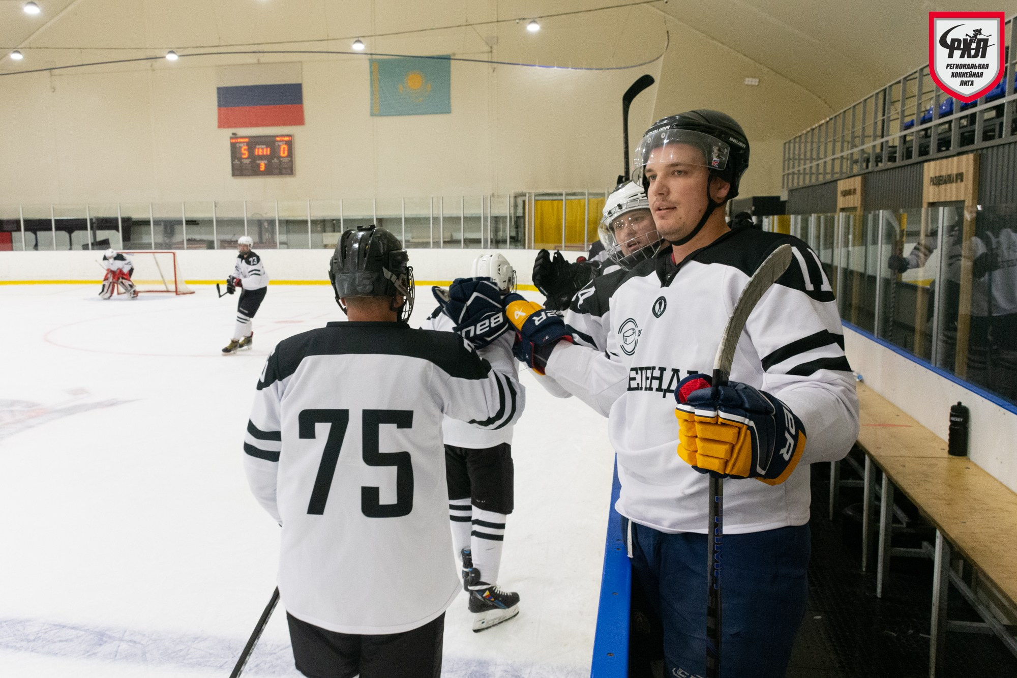 Хоккей. Фотограф Максим Буряк