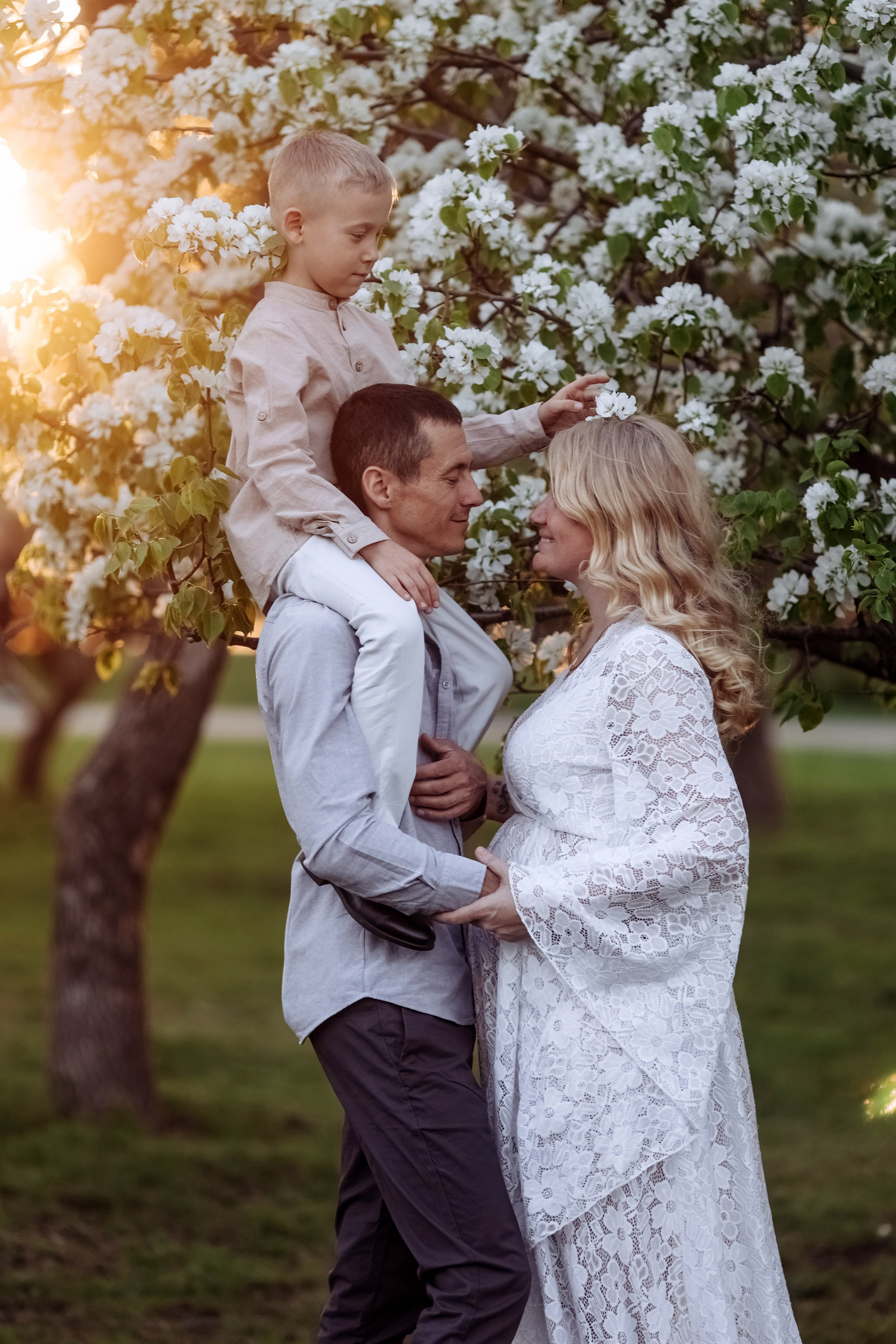 Сады цветут. СЕМЕЙНЫЙ ФОТОГРАФ КРАСНОЯРСК, ЖЕЛЕЗНОГОРСК