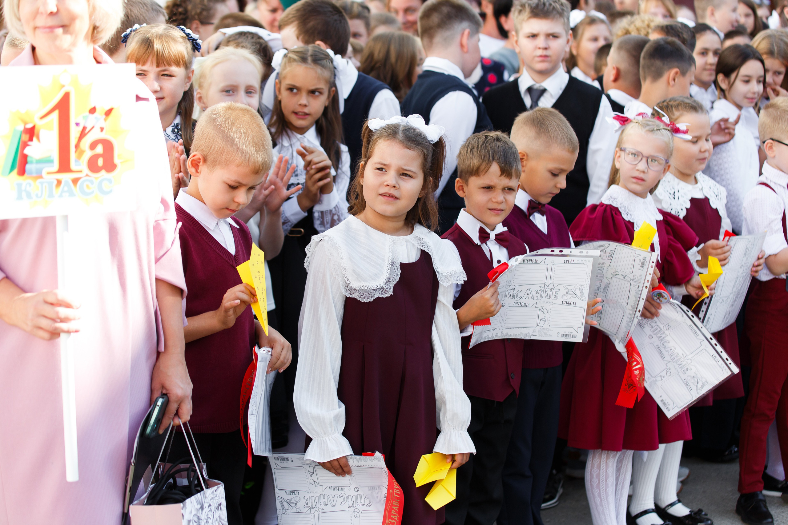 01 СЕНТЯБРЯ 2024 (МБОУ г. Мценска «Средняя школа № 9»). Профессиональный фотограф в Мценске и Орловской области