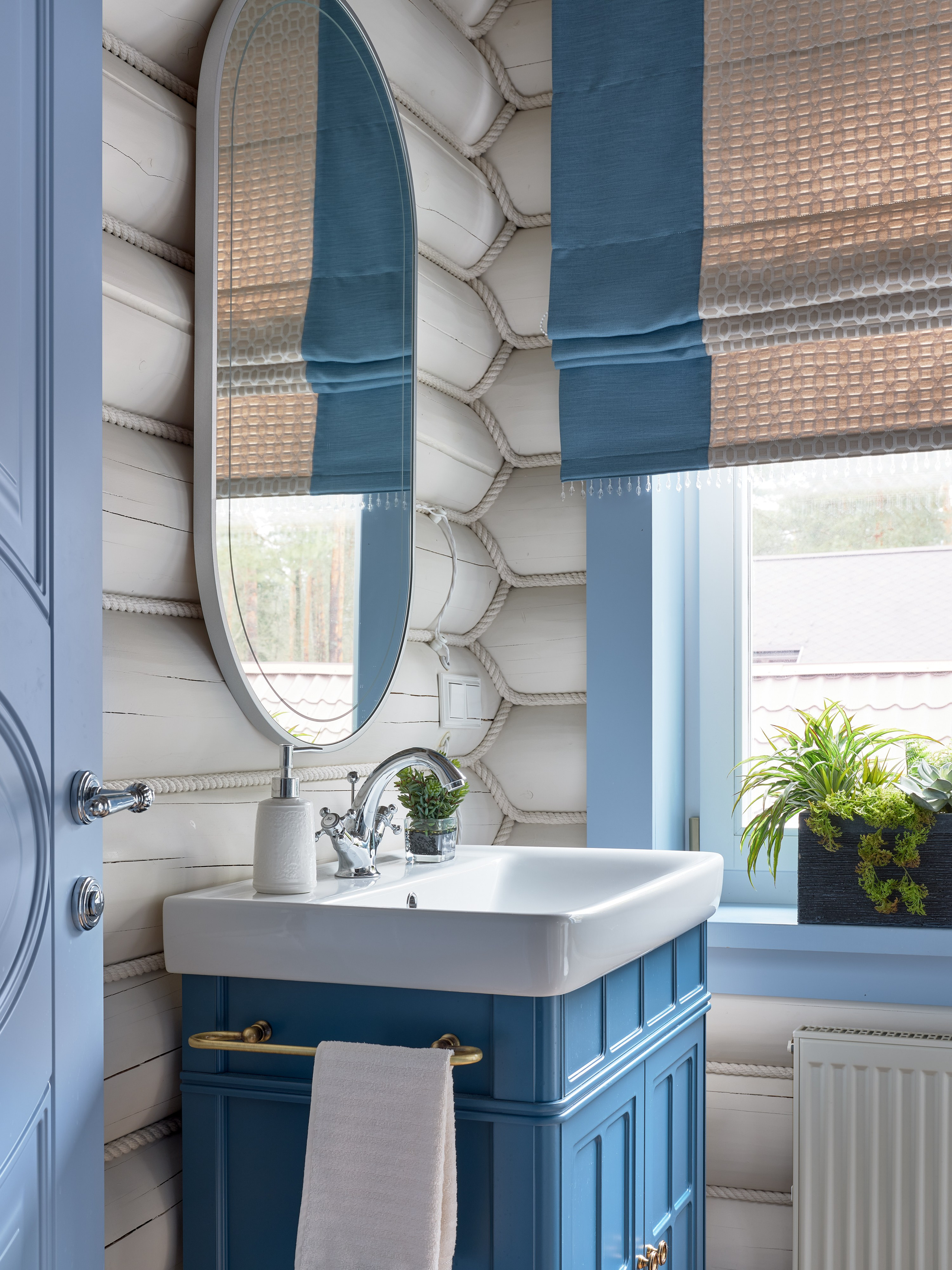 Бревенчатый светлый дом. Фотограф Наталья Вершинина