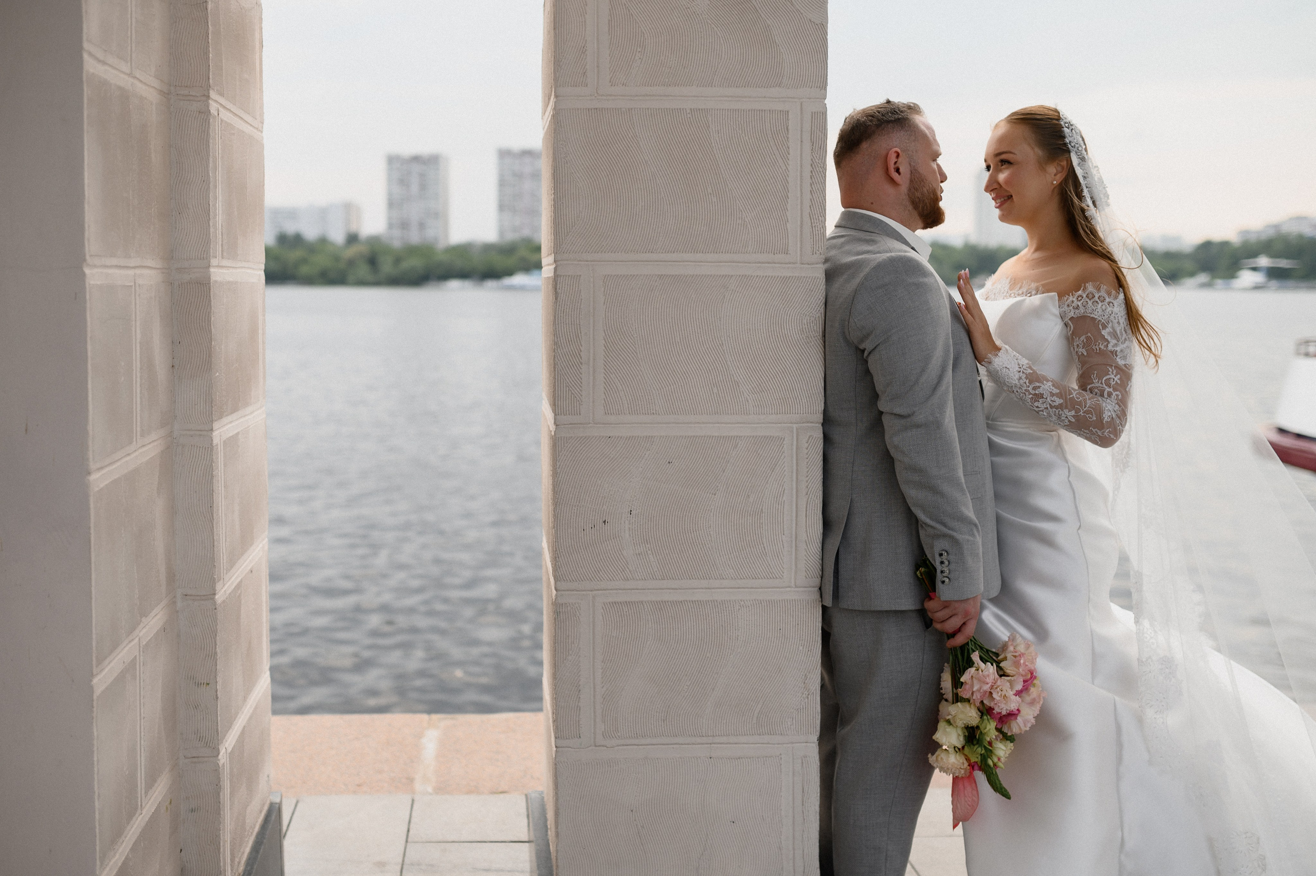 Денис и Даша. Северный речной вокзал. Семейный и свадебный lifestyle-фотограф в Москве Мария Петрова