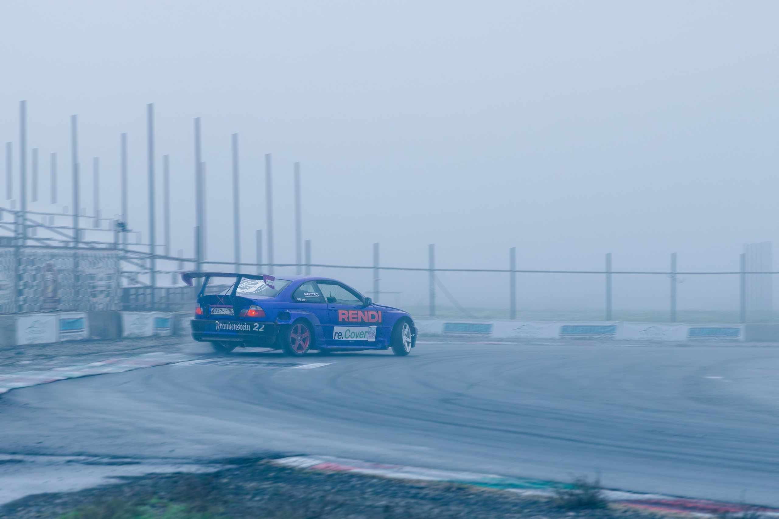 Фотосъёмка профессионального зимнего дрифта в Ростове-на-Дону. Портретный фотограф в Ростове-на-Дону Антон Казарин