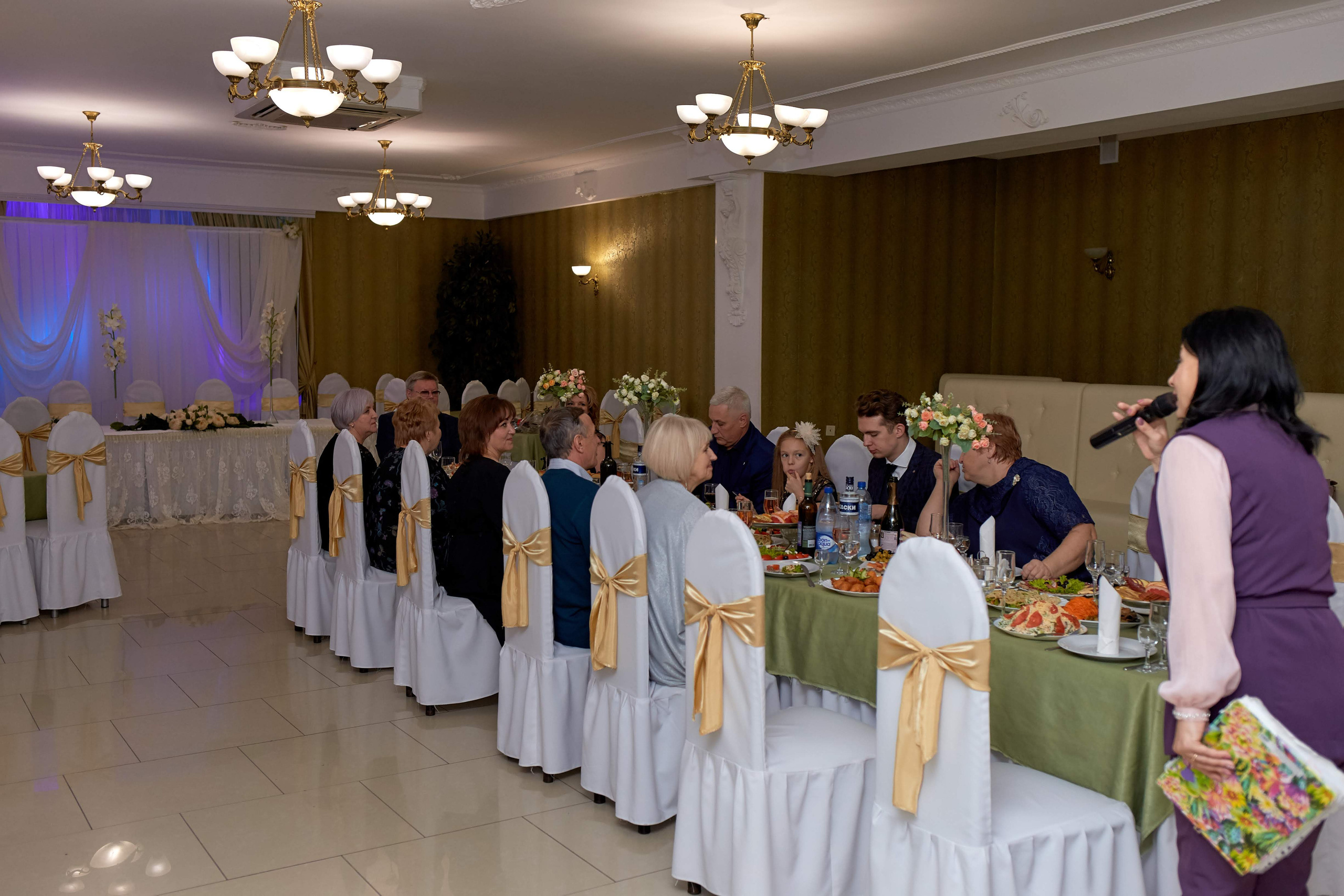 Фотограф на юбилей и торжество. Фотограф Выпускные альбомы Таганрог Сергей Коробченко