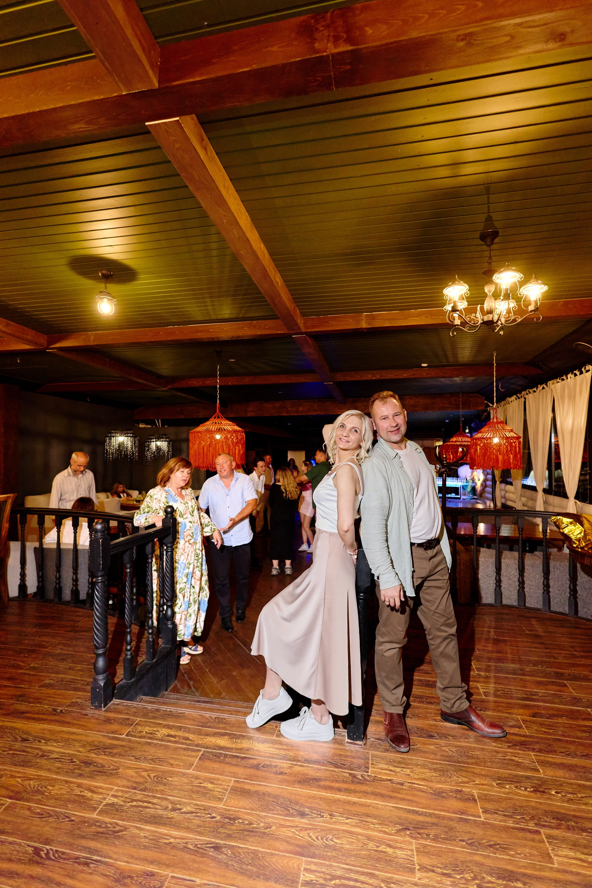 Выпускной 35 Сош. Фотограф Выпускные альбомы Таганрог Сергей Коробченко