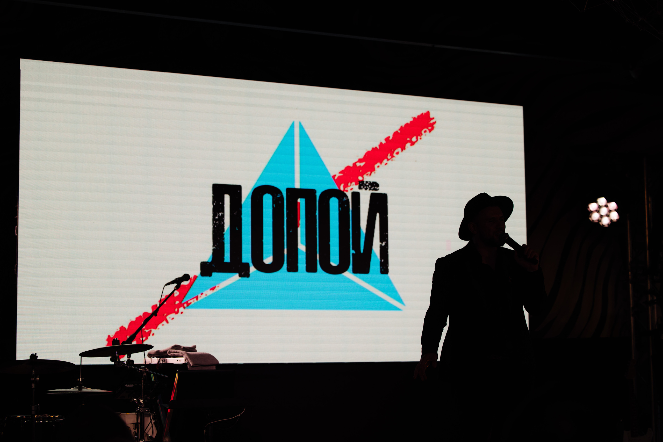 Венчание Лёши и Лены. Репортажный фотограф Ольга Кочетова в Москве