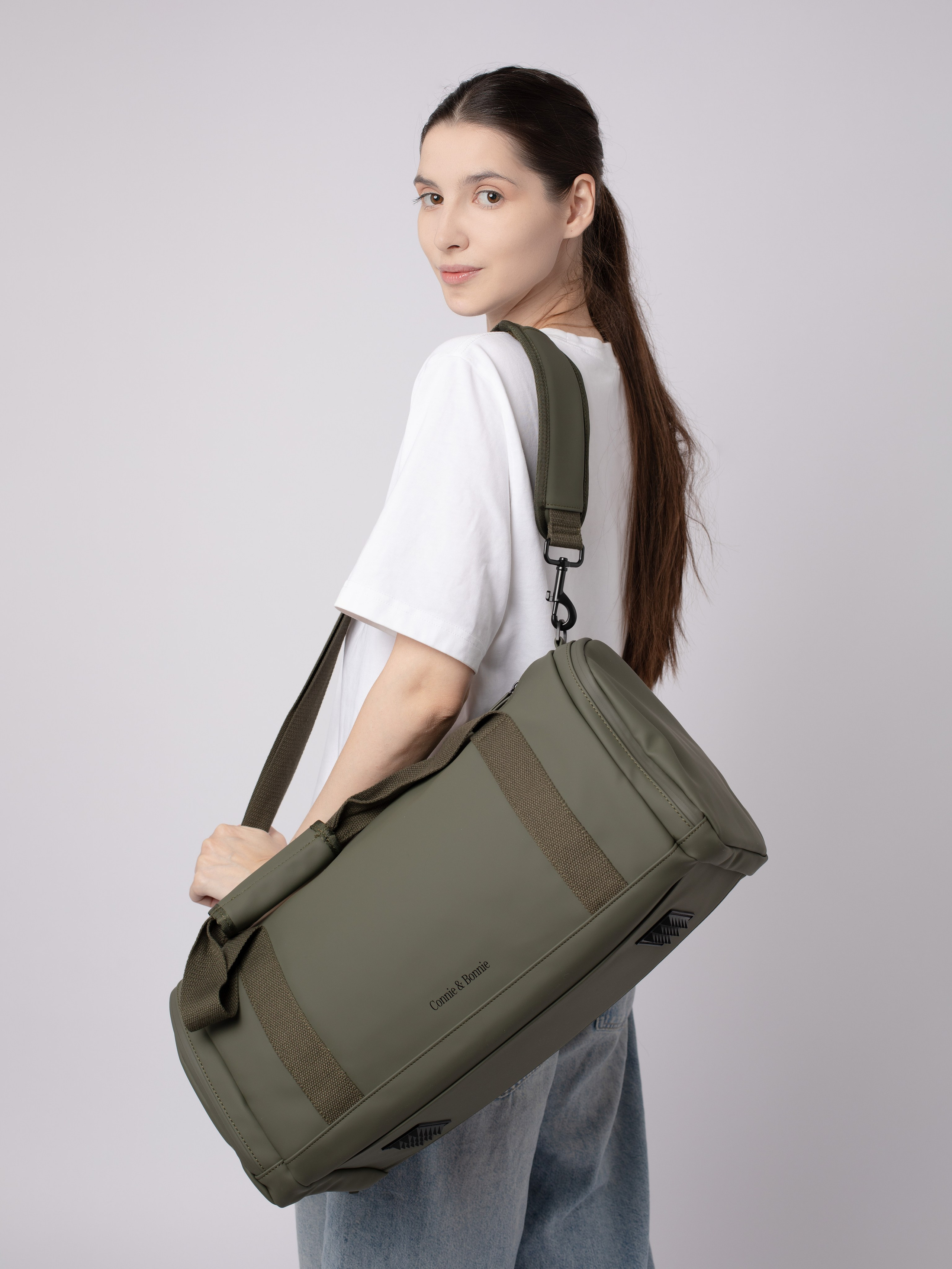 Женские сумки. Фотостудия предметной и модельной съёмки для маркетплейсов