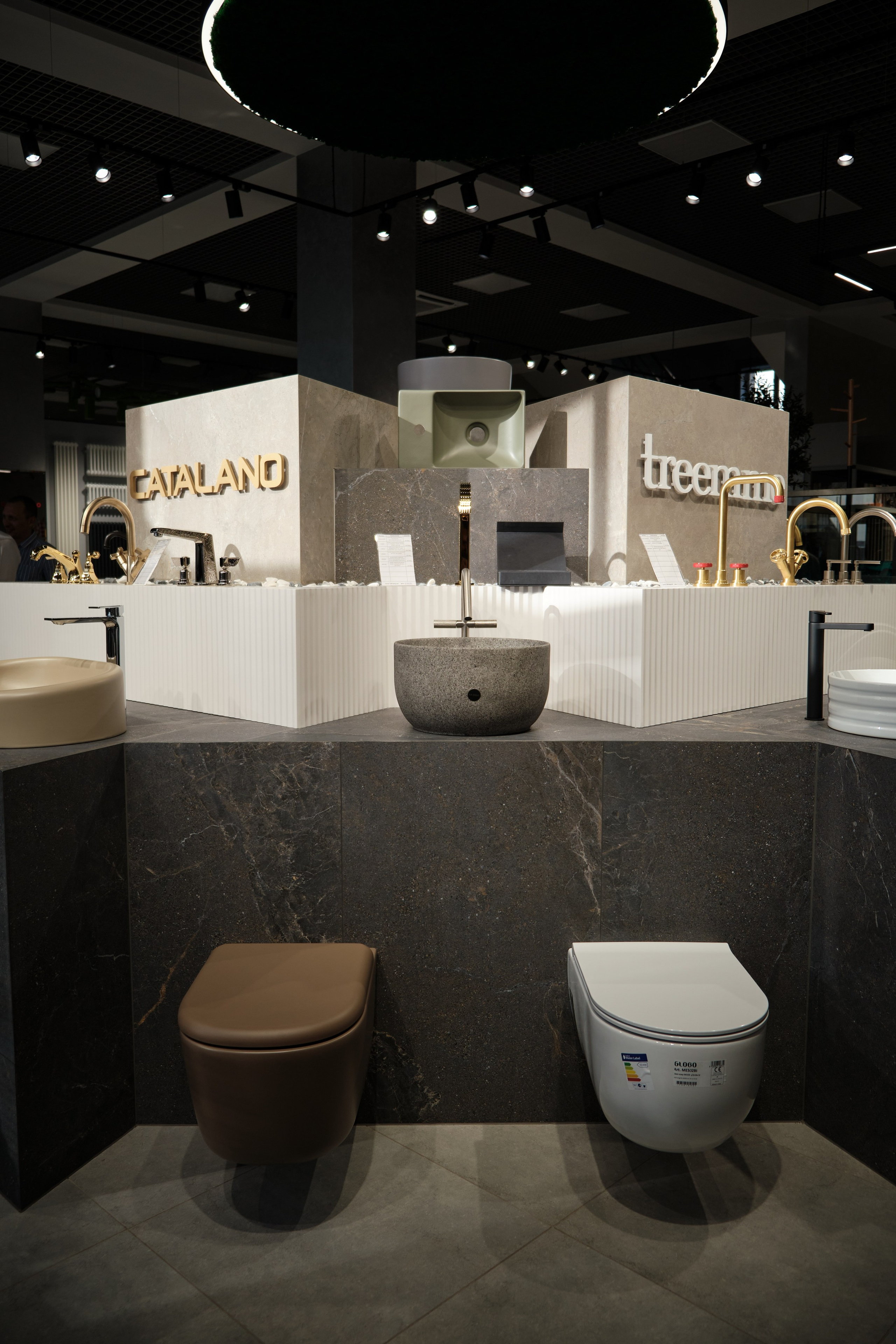 Открытие салона 100 градусов. Антон Ив