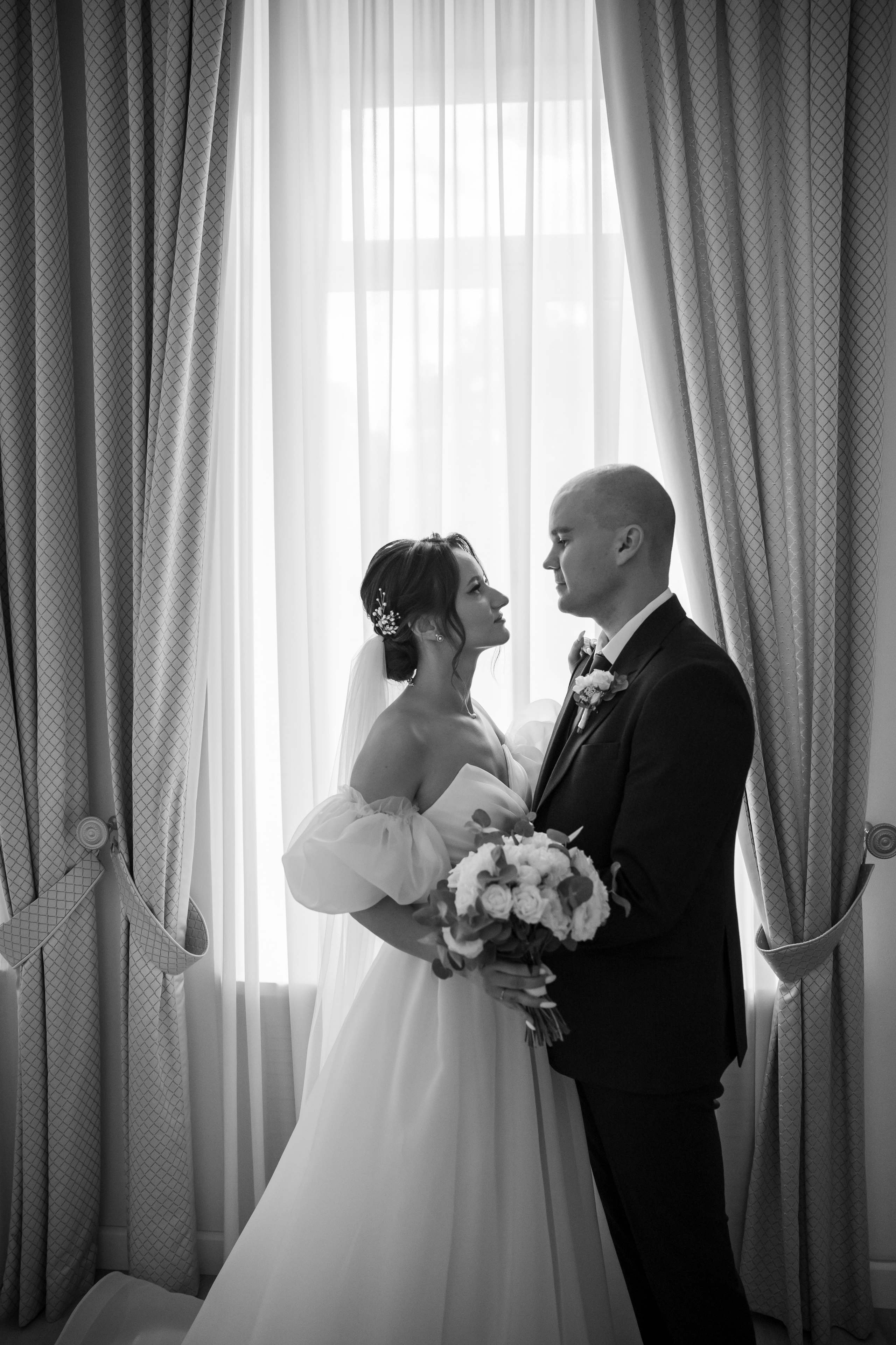 Полина и Дмитрий, загородный клуб «Барин», ЗАГС в г. Пушкино. Свадебный и репортажный фотограф (Москва, Королев и другие)