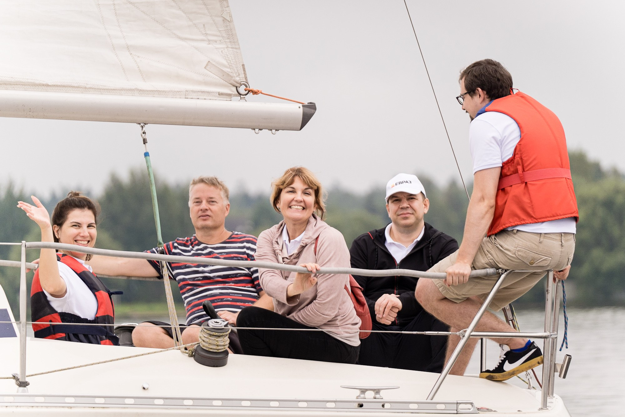 Корпоративная парусная регата Evraz. Репортажный фотограф Денис Тихомиров. Москва