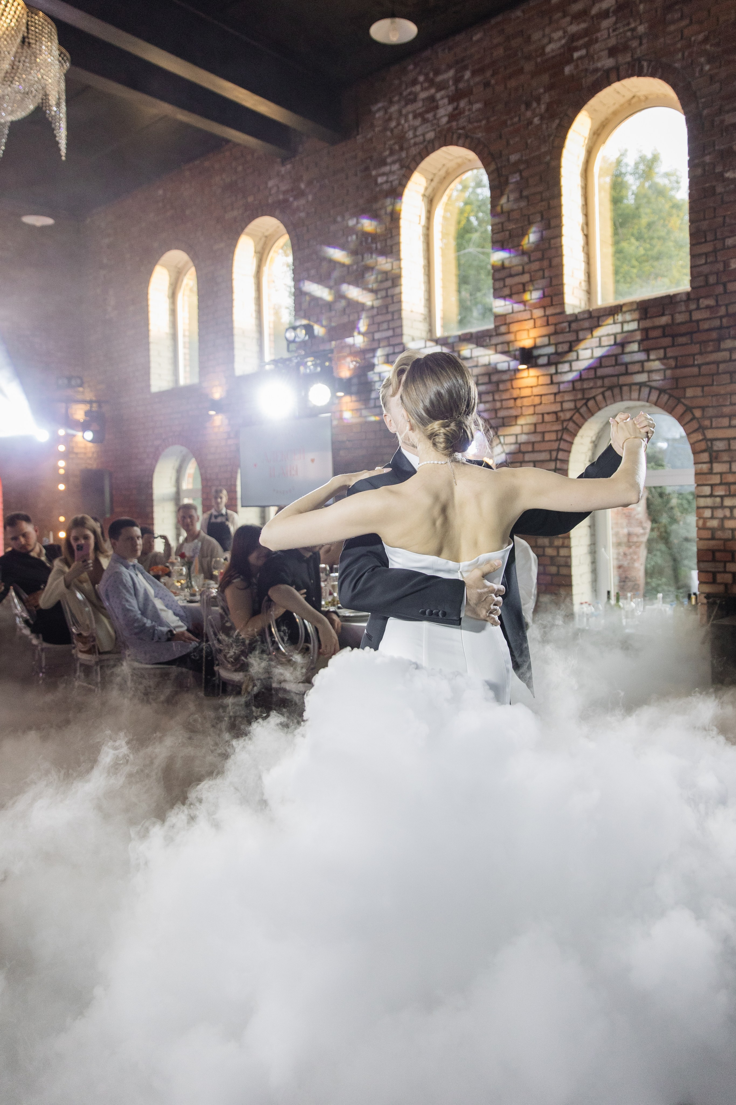 Свадебные серии — портфолио Эдуарда Смирнова | Живые эмоции и стильные кадры. Свадебный фотограф в Нижнем Новгороде — Эдуард Смирнов