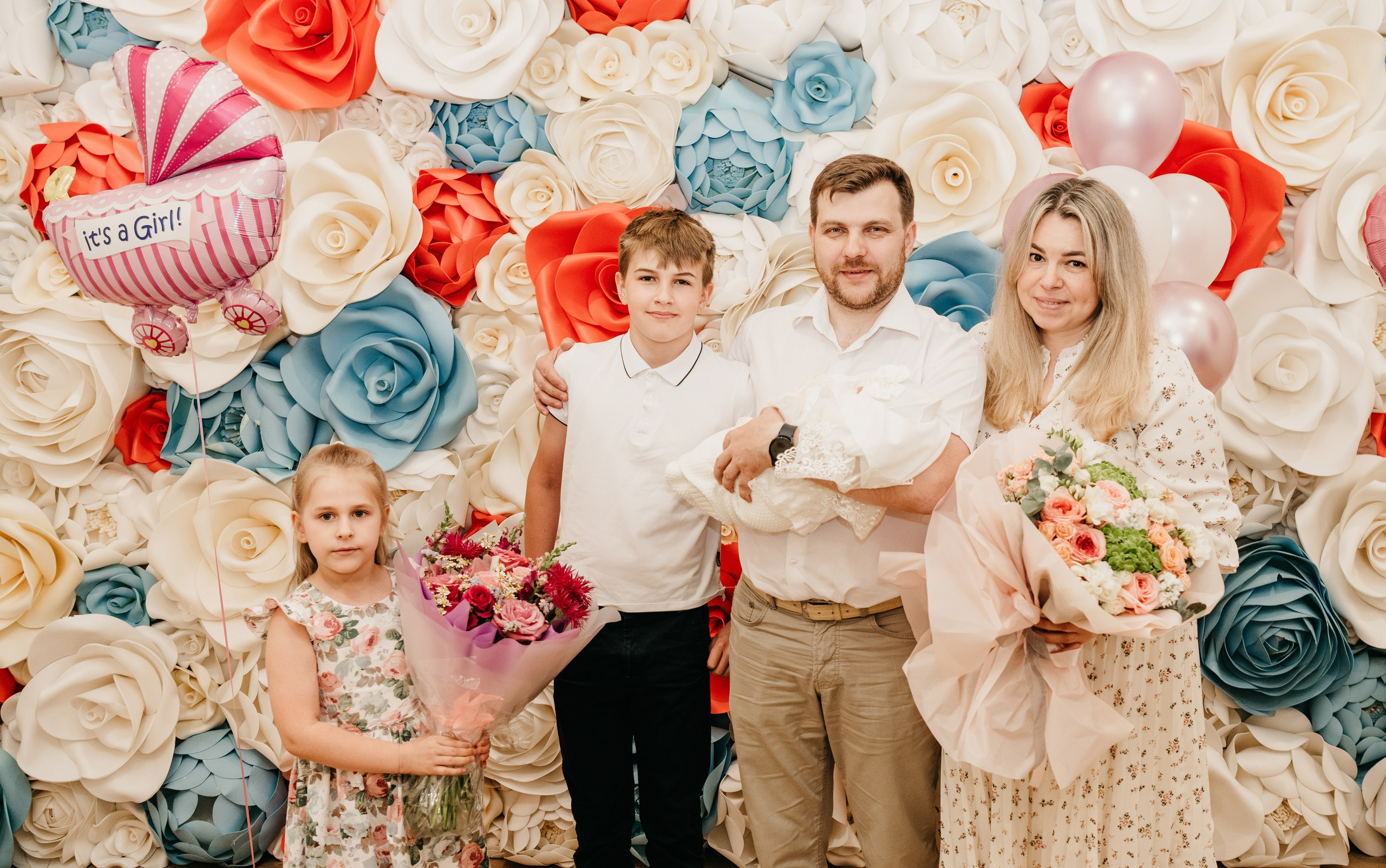 Выписка Ксении. Коммунарка. Фотограф на выписку из роддома в Москве и МО