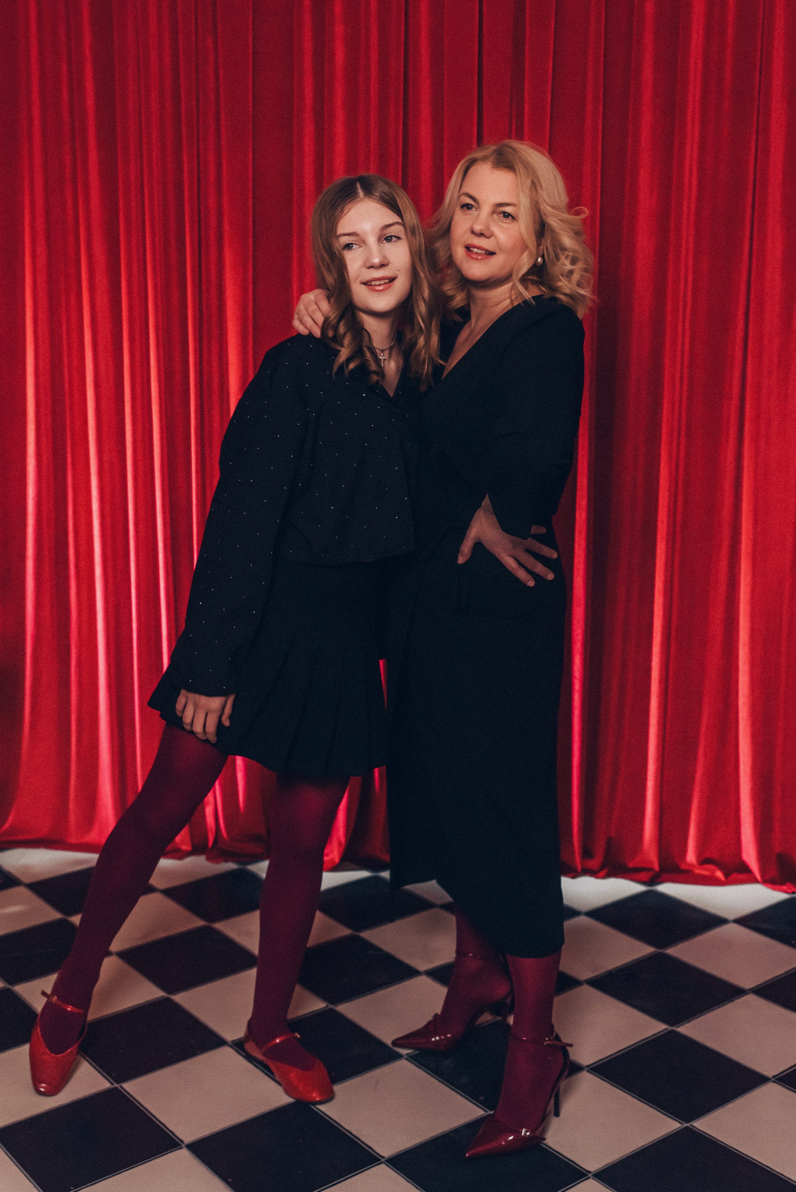 ИРИНА и АЛИСА. Ольга Козлова фотограф Волгоград olkiny-fotki.ru