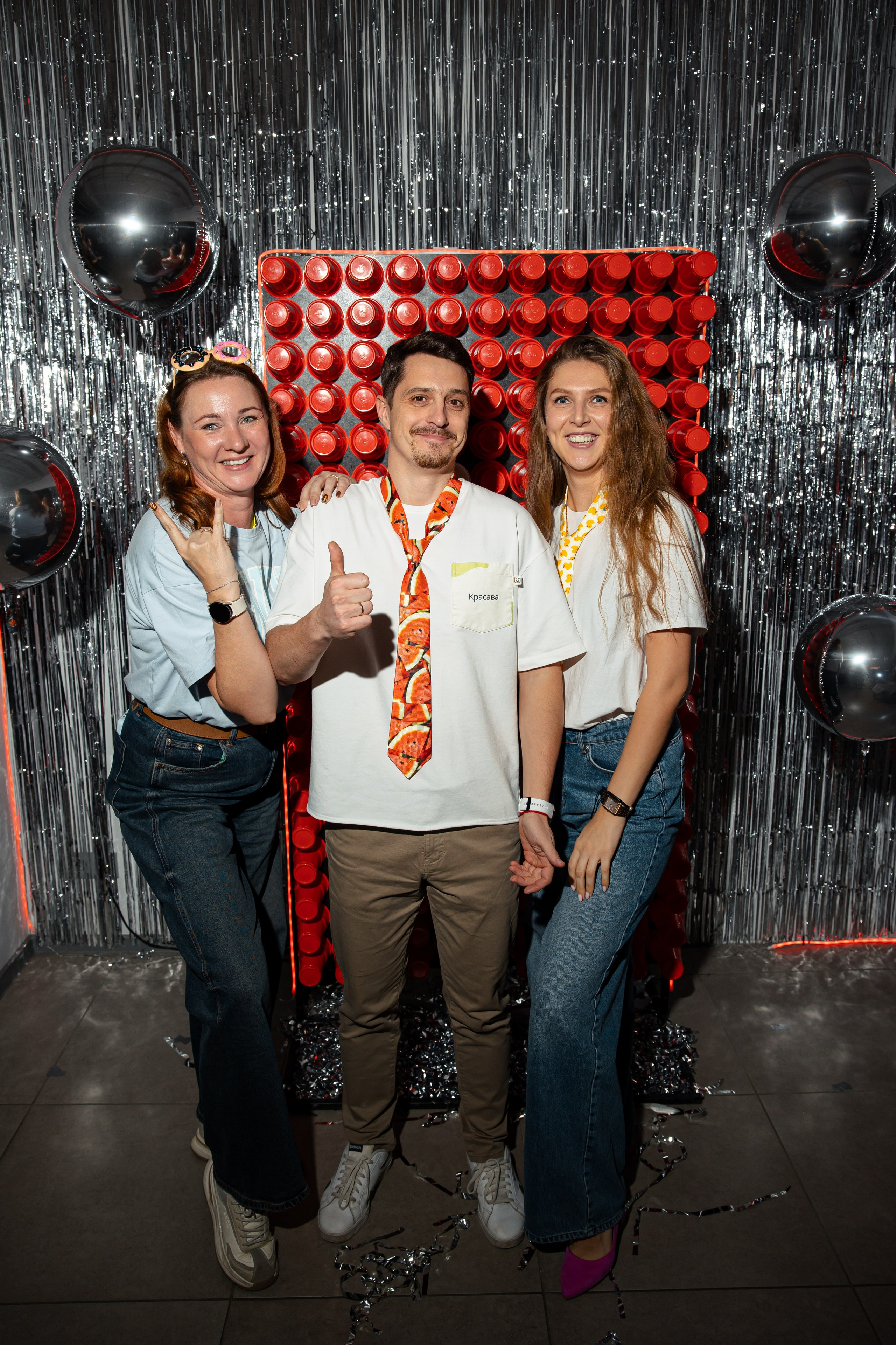 Дубль гис (офисная туса). Фотограф Вячеслав Фарунин