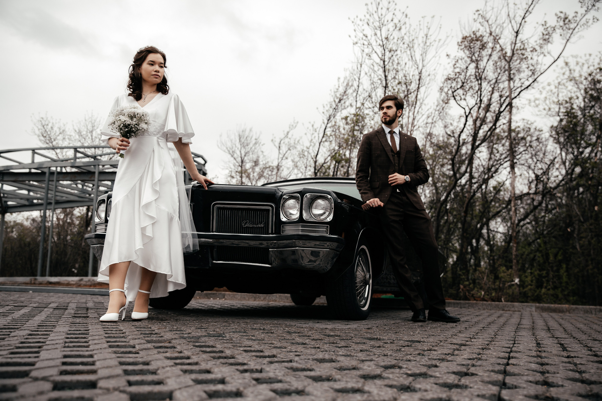 Кинематографичная фотосессия с кабриолетом — Влад и Эля. Свадебный фотограф в Оренбурге Илья Володьков