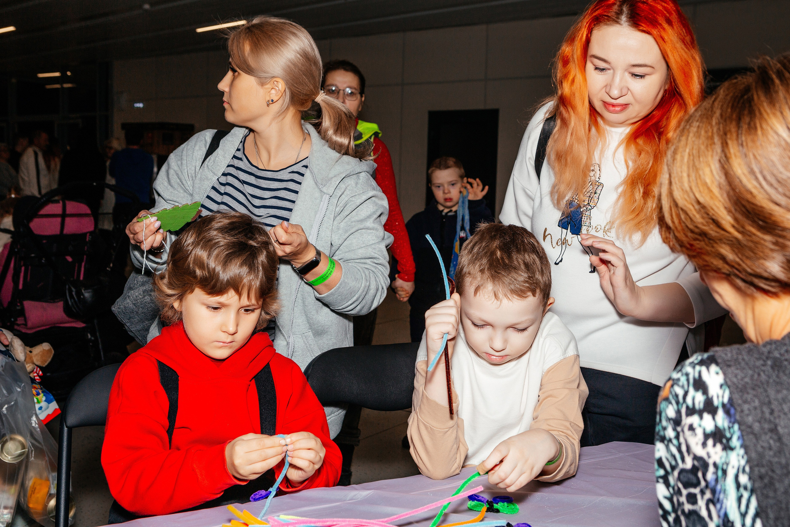 Благотворительный НГ. Фонд Завтра. Контент фотограф, съемка для маркетплейсов, фуд съемка и репортажи в Новосибирске Ралия Галеева