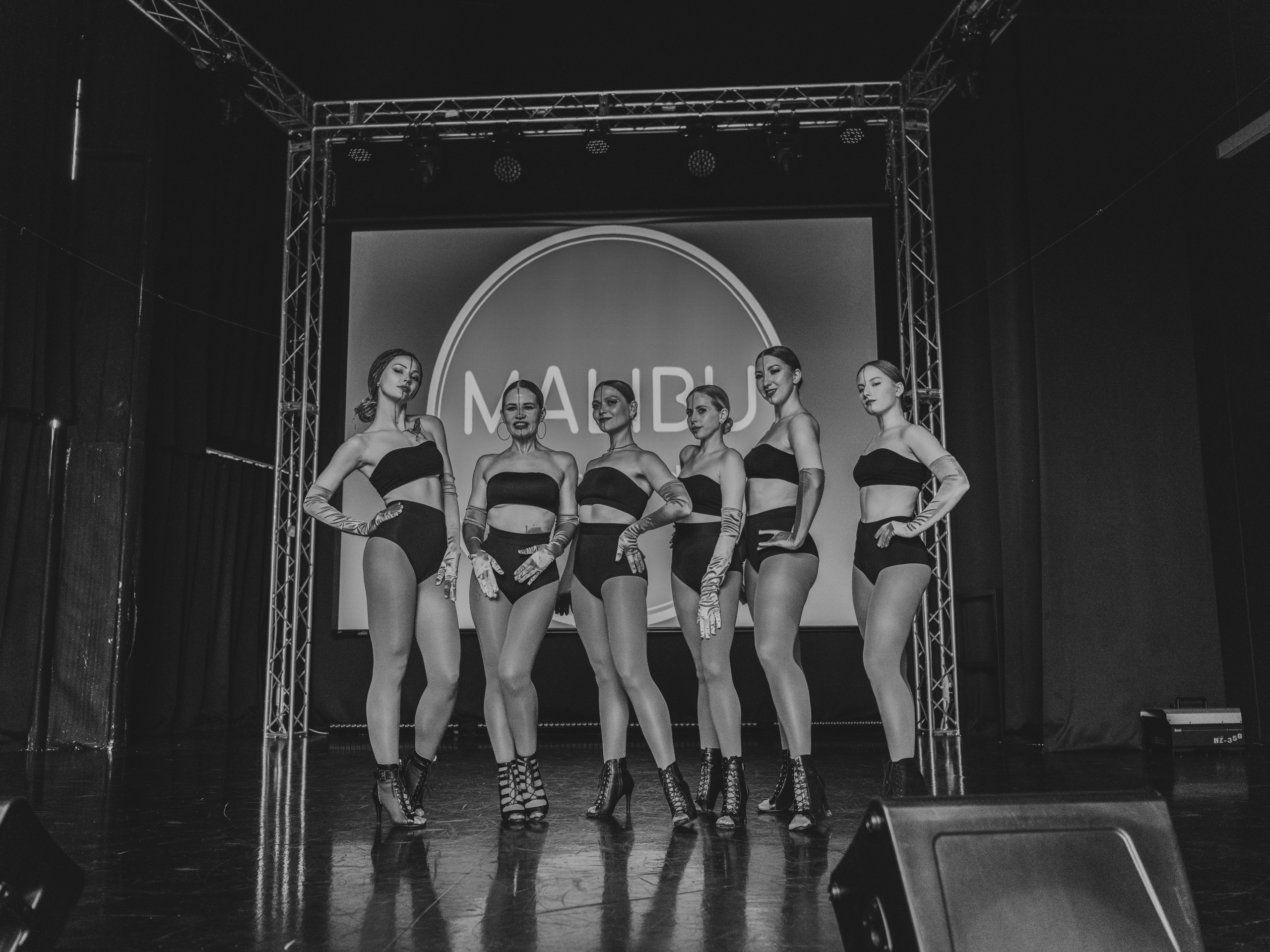 Dance studio Malibu. Фотограф в Иркутске на все важные случаи жизни