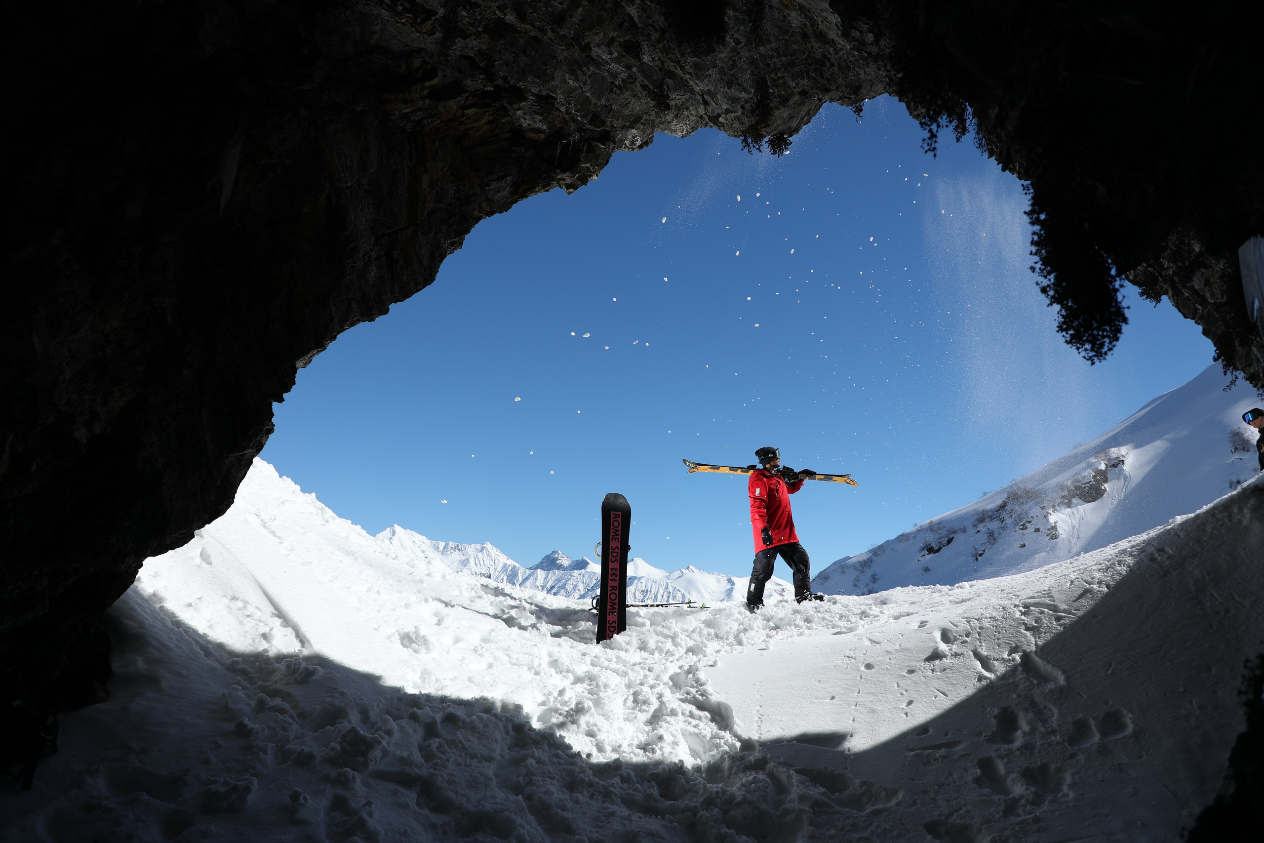 Горные лыжи и сноубординг. Спортивный фотограф в Сочи Красной поляне Сергей Канада