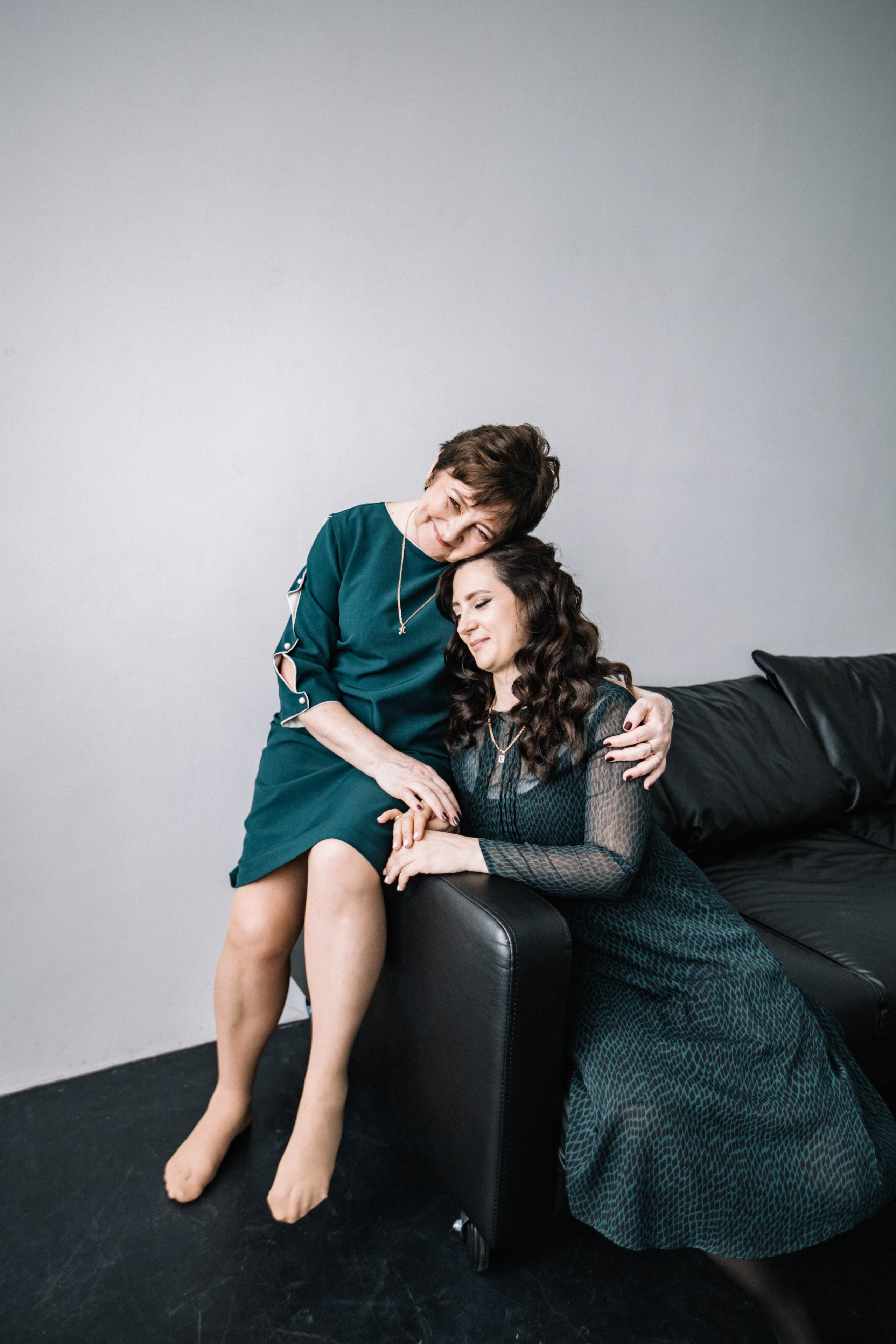 Настя, Маша и Мама. Главная