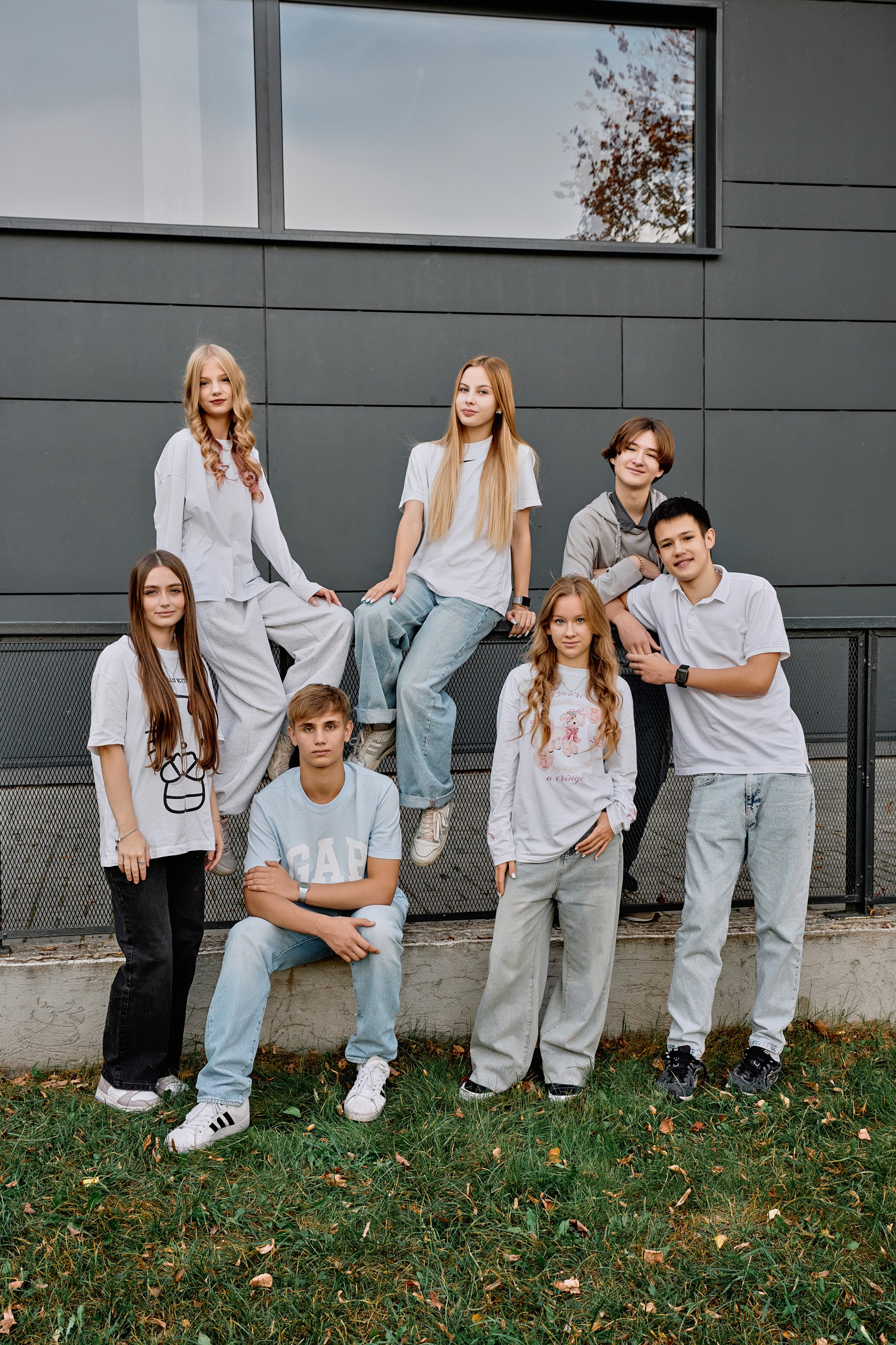 Фотосъёмка в Инновационном культурном центре (ИКЦ) Калуга для выпускных альбомов. Фотограф Меняйло Евгений. Свадьба. Портрет. Репортаж. Семья. Контент