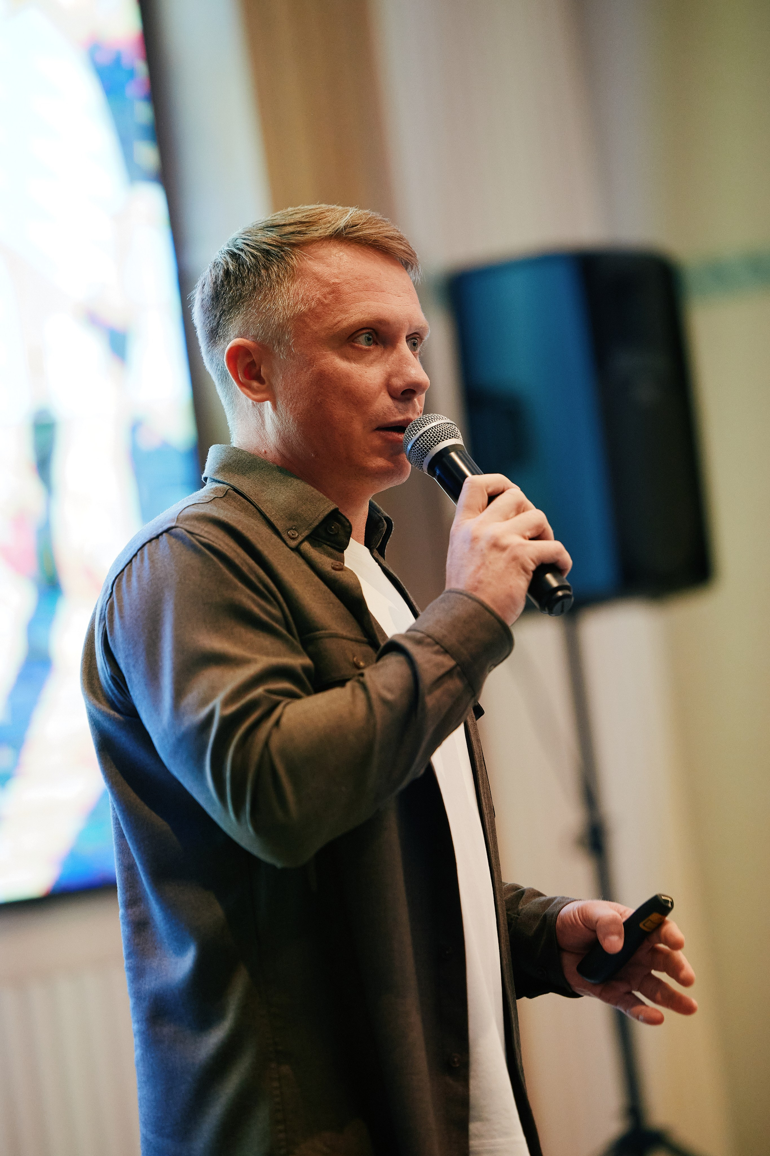 Современная женщина в Hilton 26.10. Свадебный репортажный фотограф краснодар максим дремов дрёмов фотосессия студия цена