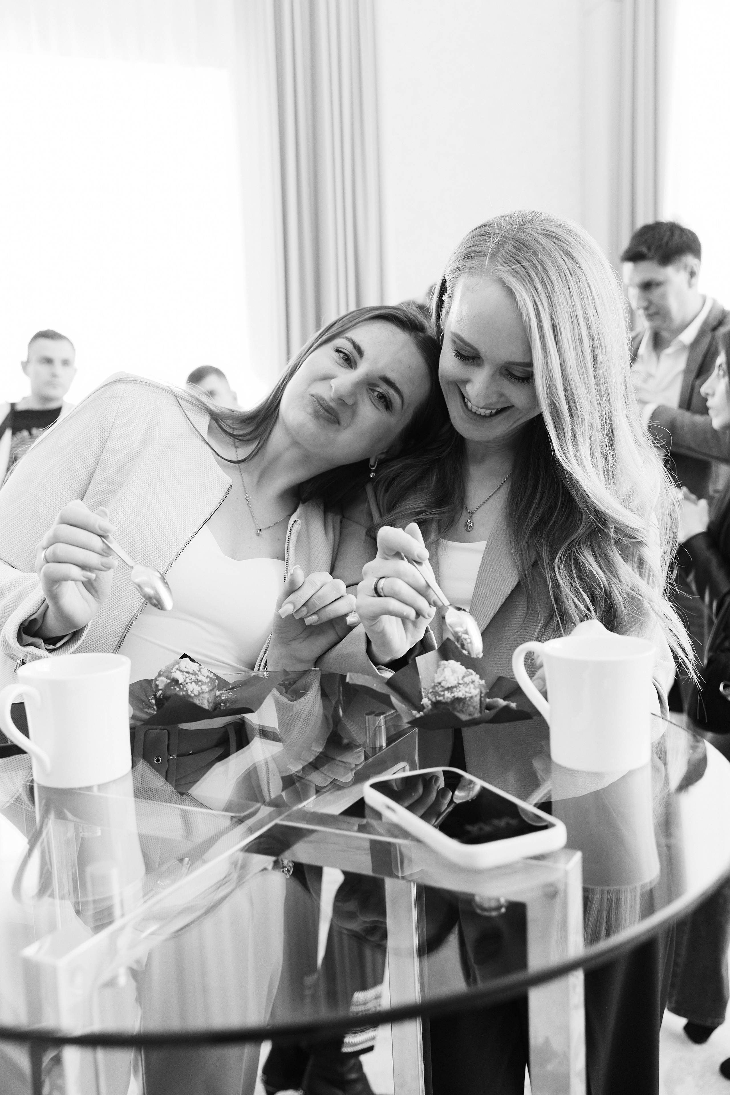 Форум Бизнес-тренды 2025 в Marriott Hotel 28.04. Свадебный репортажный фотограф краснодар максим дремов дрёмов фотосессия студия цена