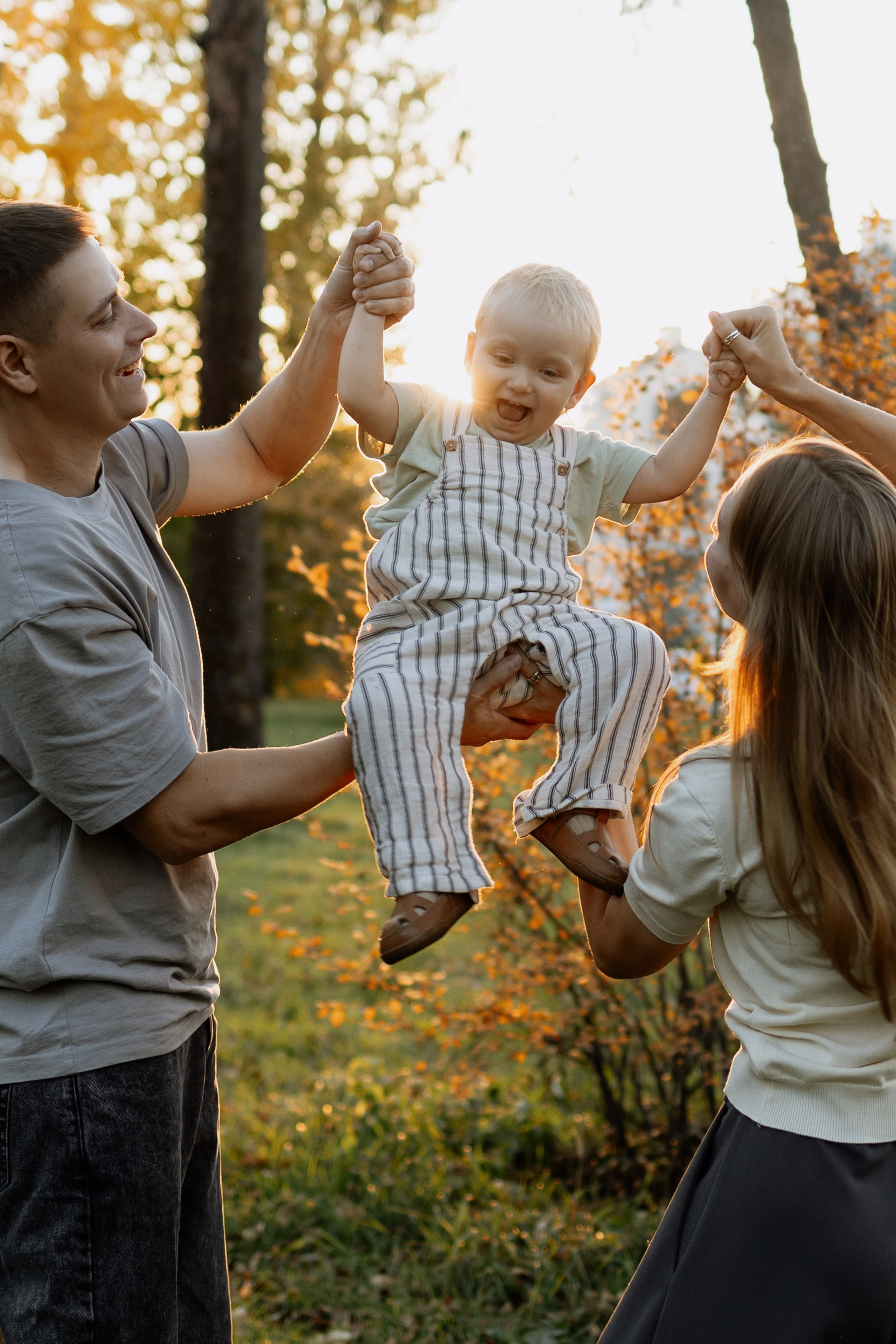 Паша, Юля и Мироша. Семейный фотограф Надежда Каримова | Иркутск Байкал Аршан