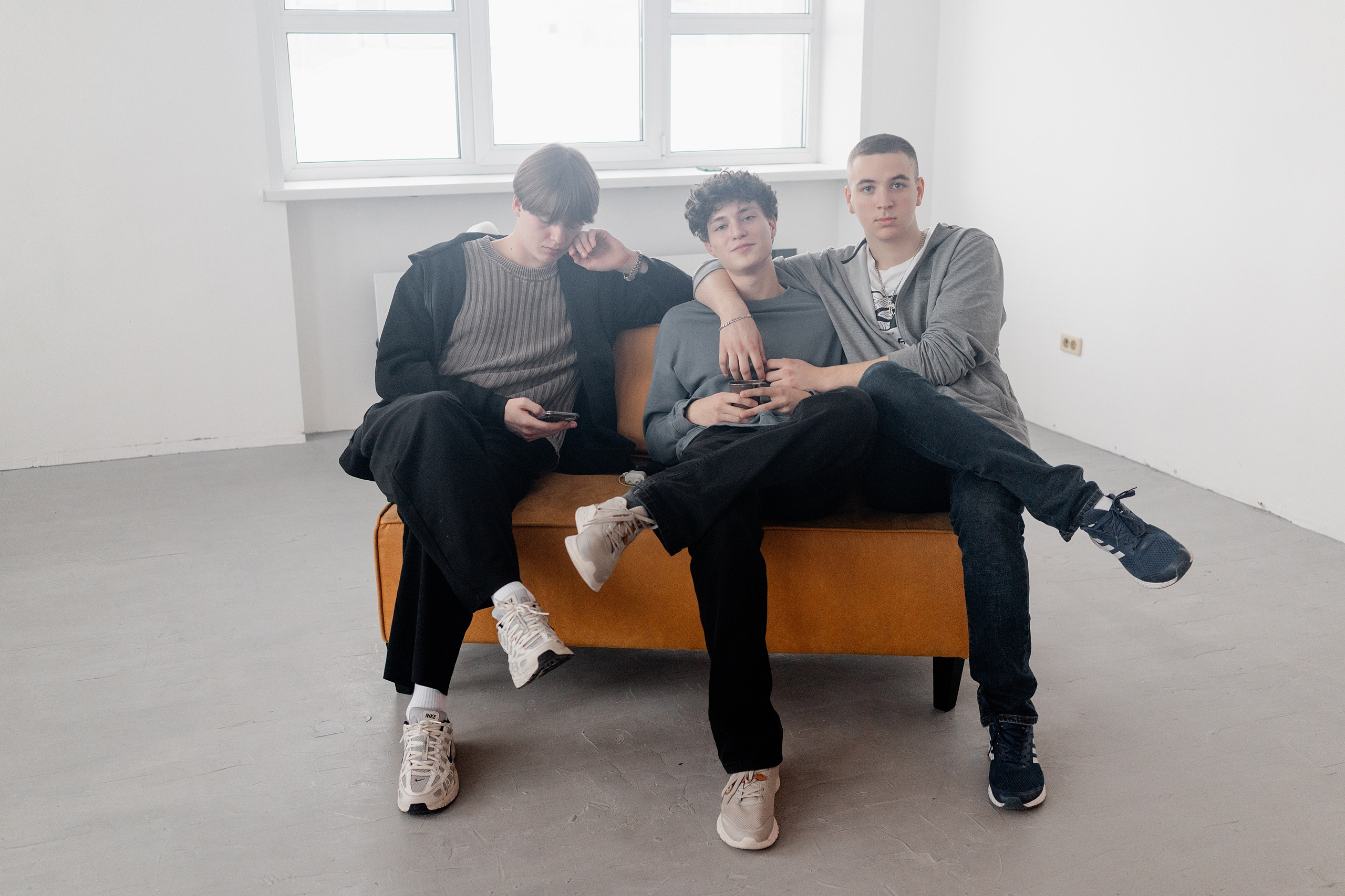 11 класс Студия. Фотограф Софья Володкина