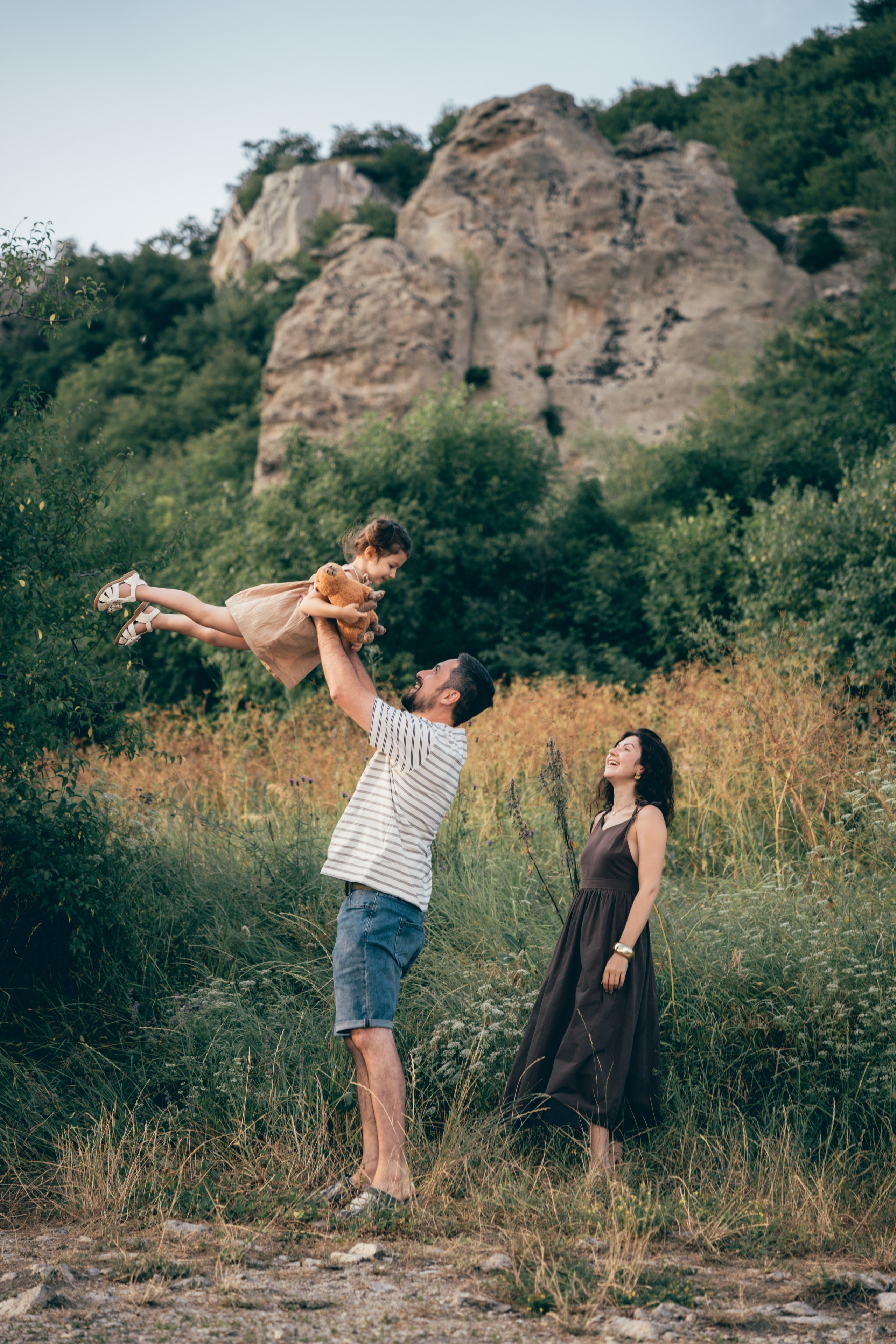 Семейная фотосессия на Бештау. Фотограф КМВ|ГОРЫ Пятигорск Железноводск Ессентуки Кисловодск Домбай Архыз Эльбрус