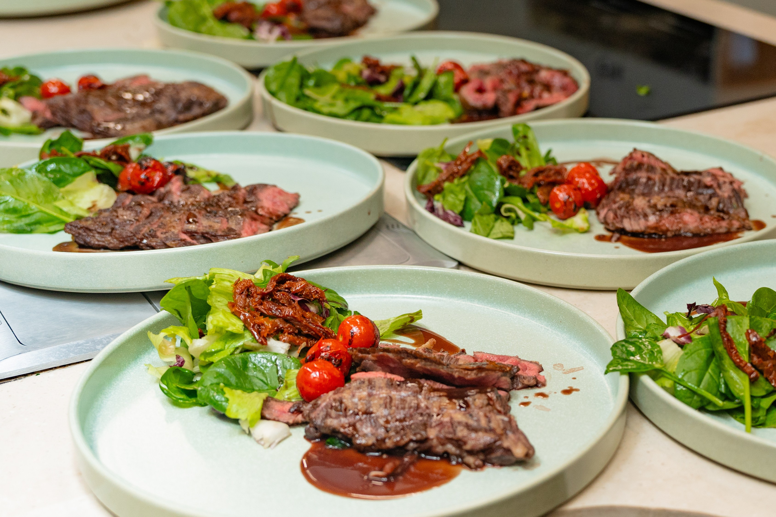 NOVIKOV SCHOOL — Умами зал. Фотограф Никита Комаров